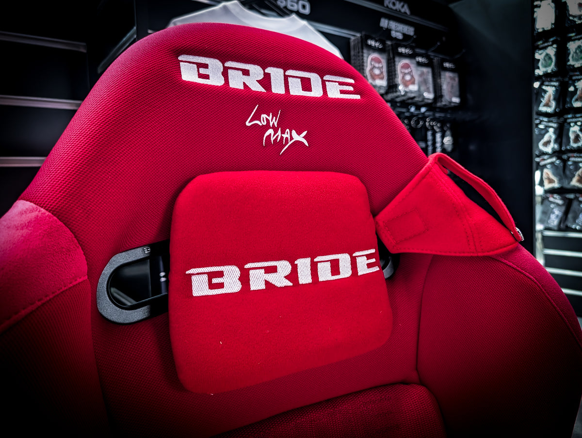 RED | BRIDE Low Max Universal Aftermarket Bucket Seat
