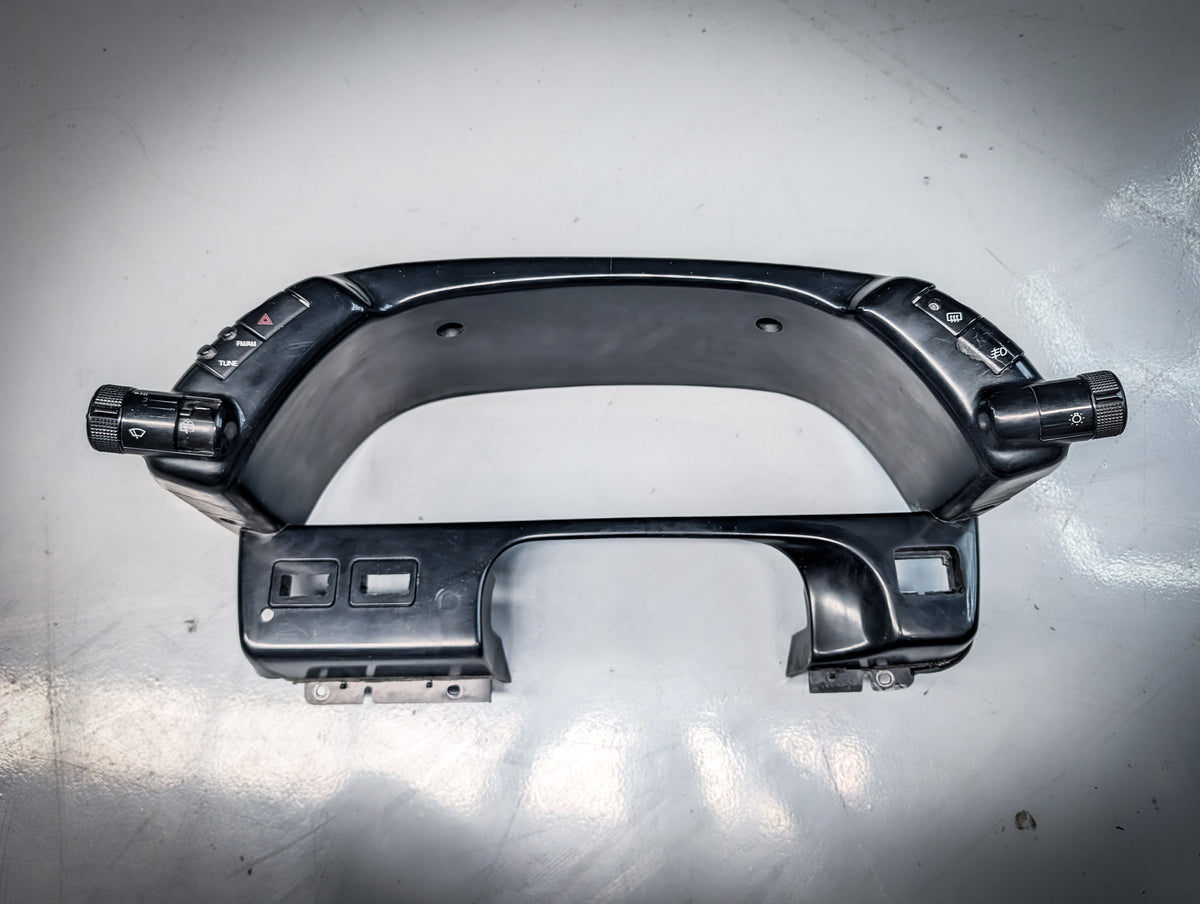 R32 Skyline Speedo Dash Surround With Bottons