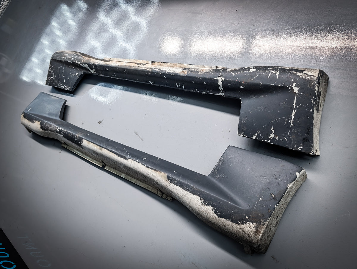 R32 GTST M-SPEC Plastic Coupe Side Skirts (Average Condition)