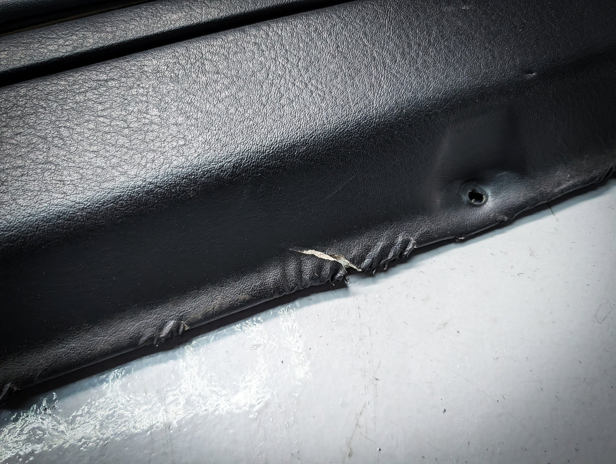 R32 Skyline Passenger Side Door Card ( Good Condition )