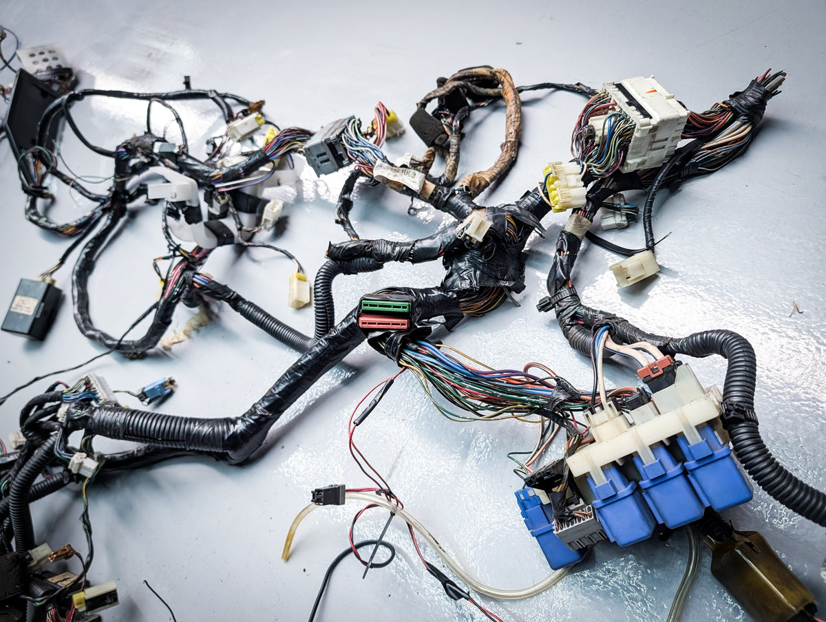 R32 Skyline Coupe Gtst Manual Engine and Cabin Wiring Loom ( Cut Through Firewall )