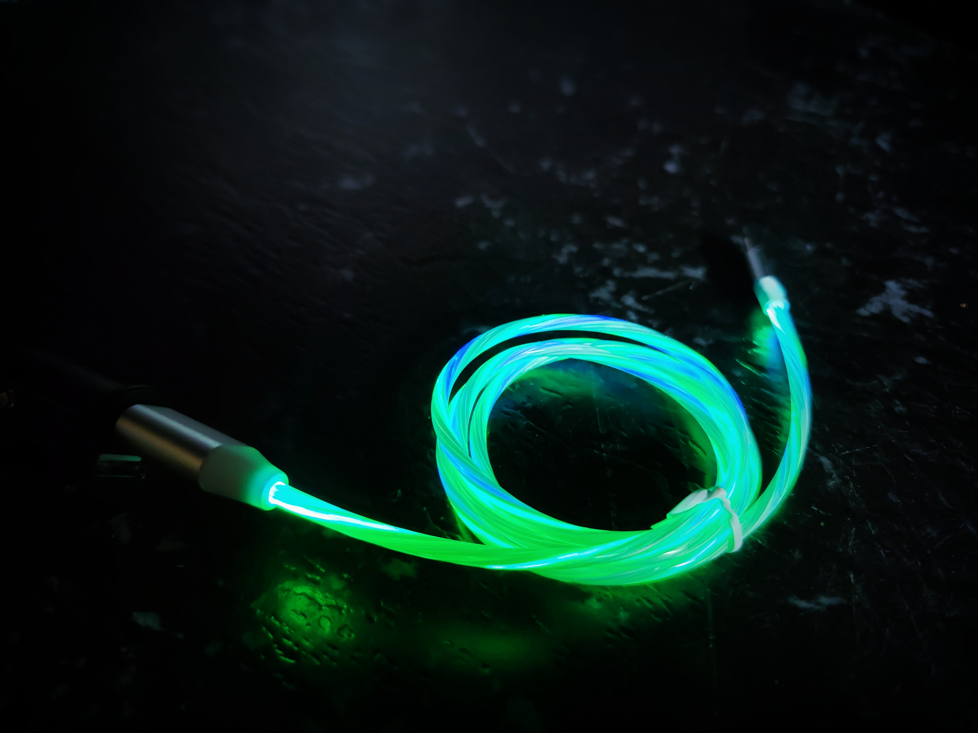 USB New Flow Car Phone Charger Green