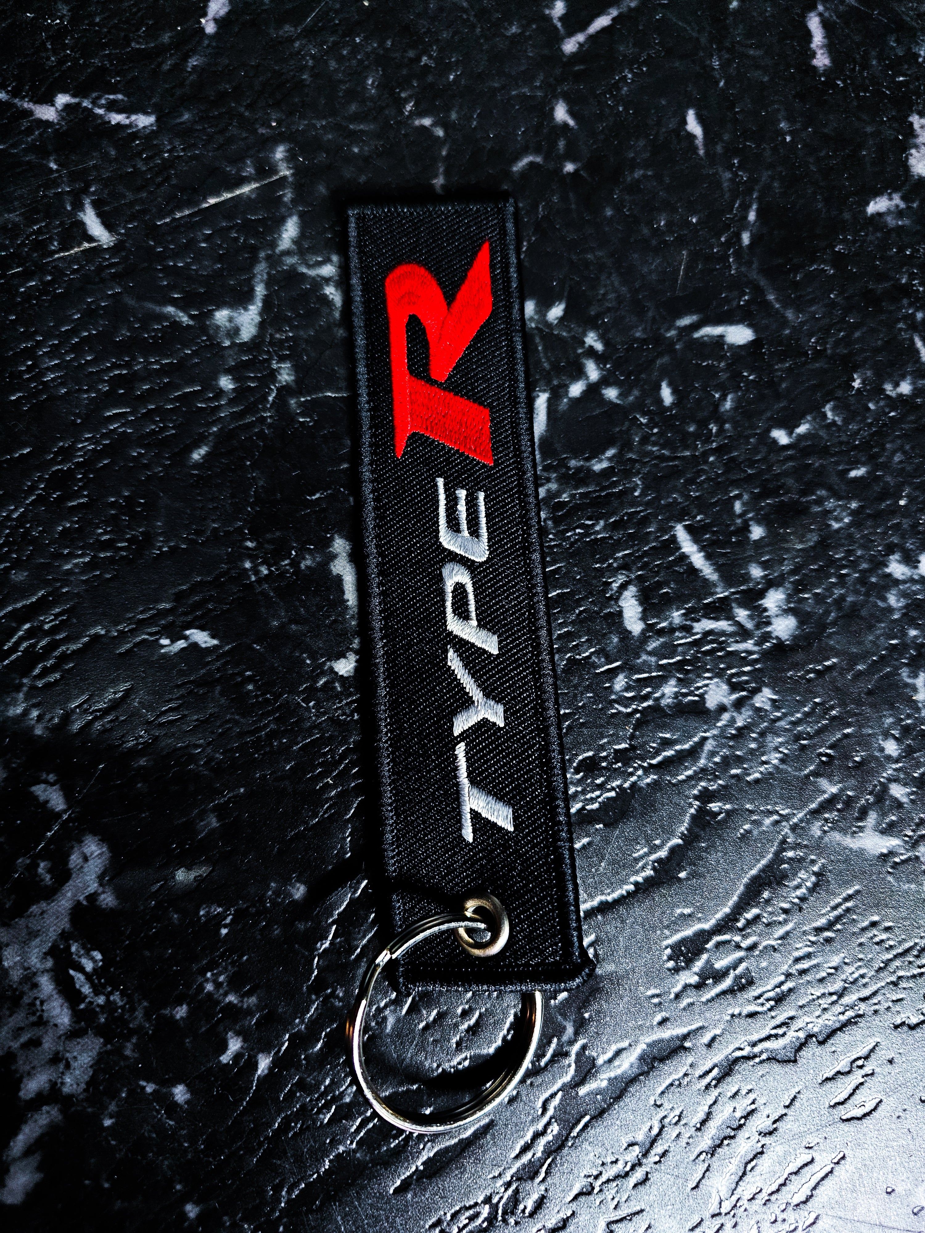 Type R Keys Tag