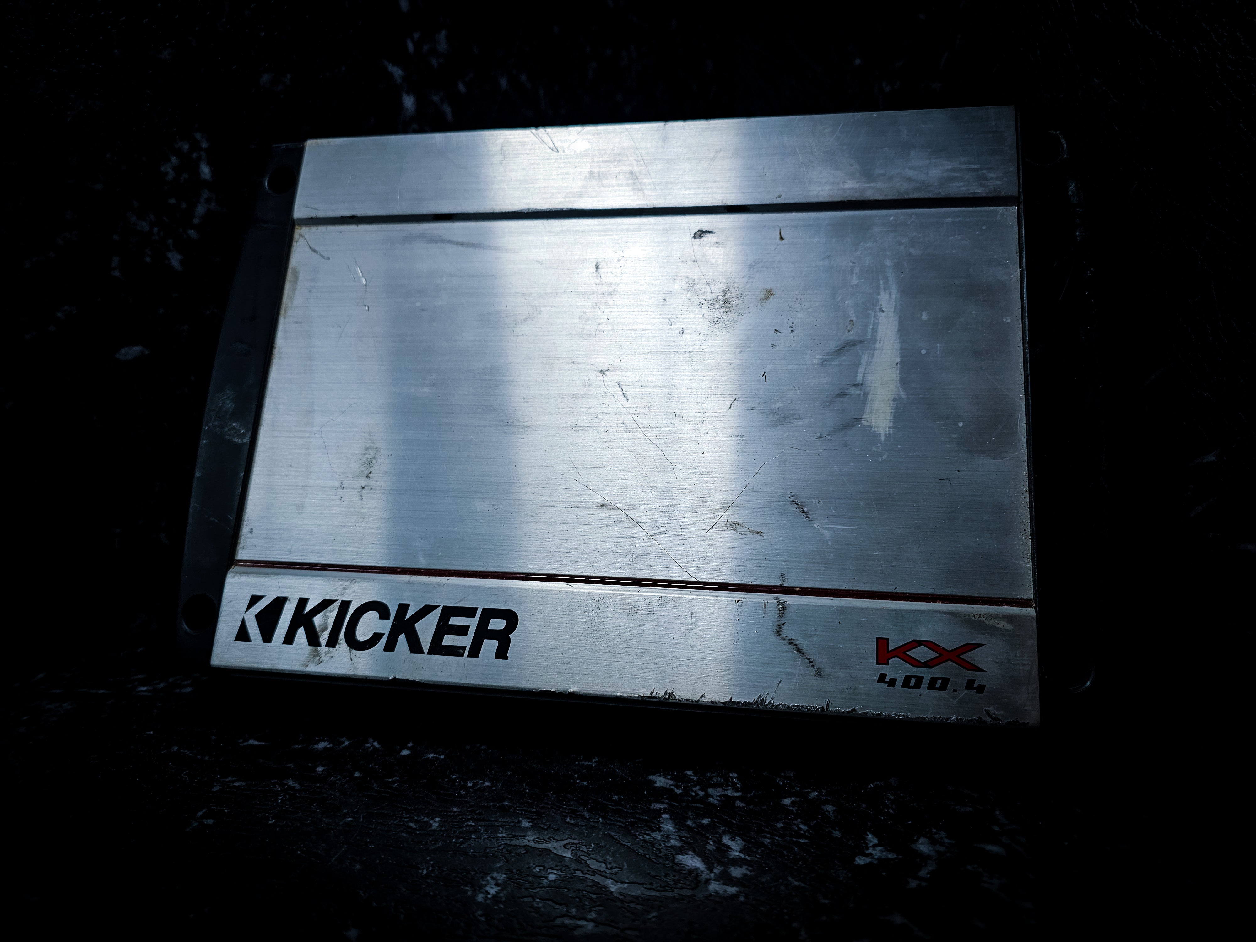 Kicker 400 watt Rms 4 Channel Amplifier