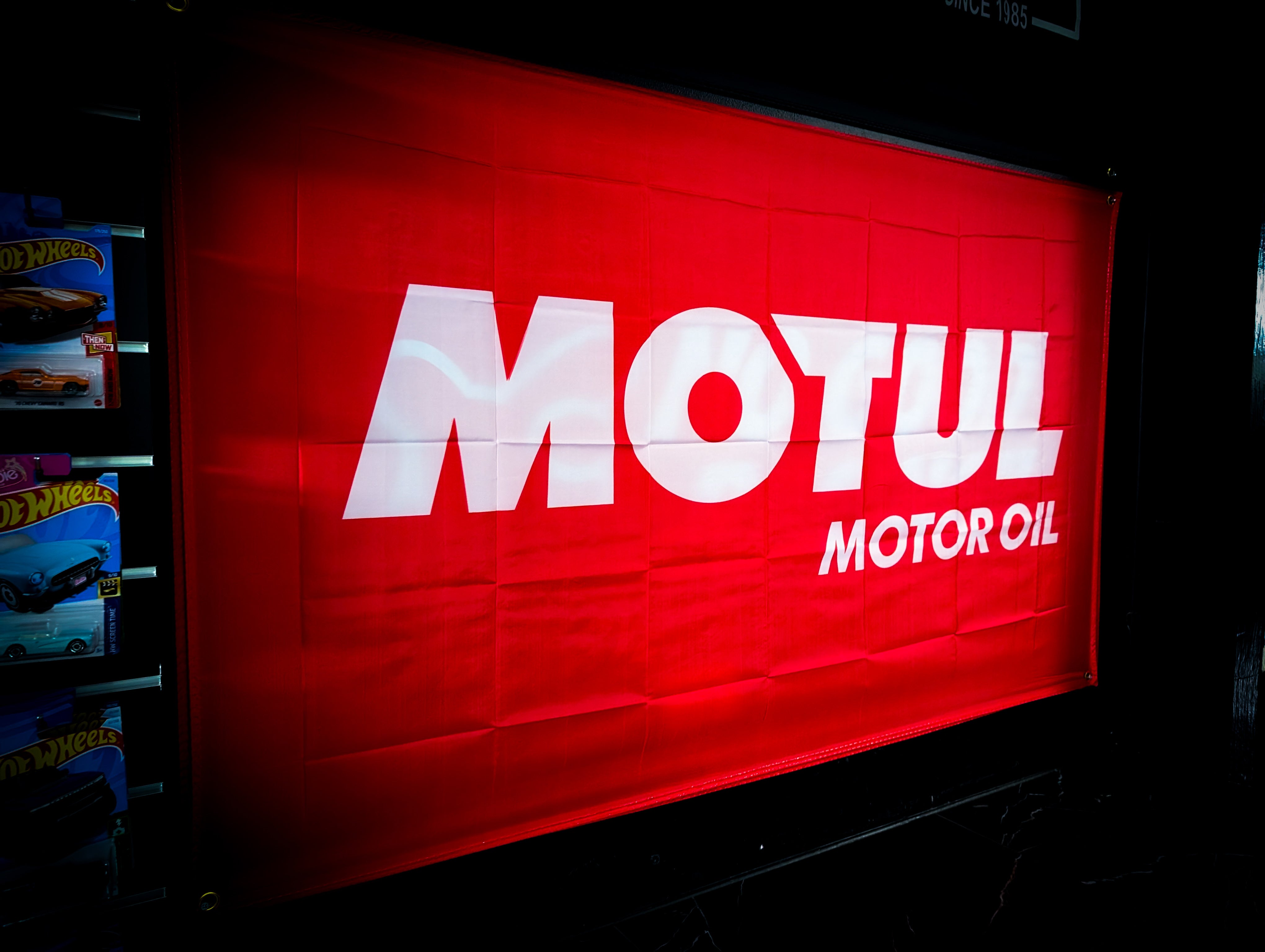 MOTUL Red and White Workshop Banner Flag