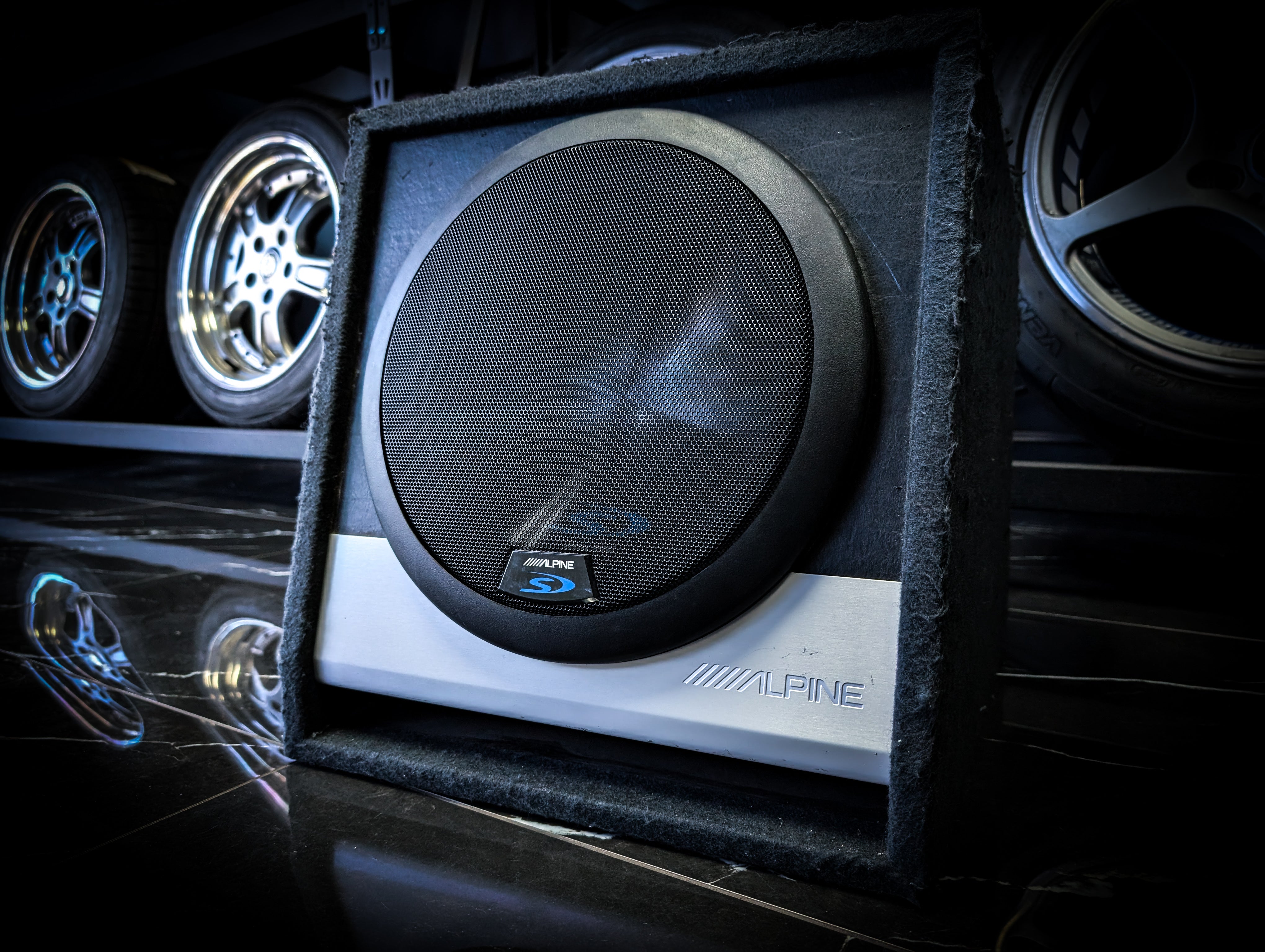 ALPINE 12" Type S Slot Ported 1400watt Subwoofer