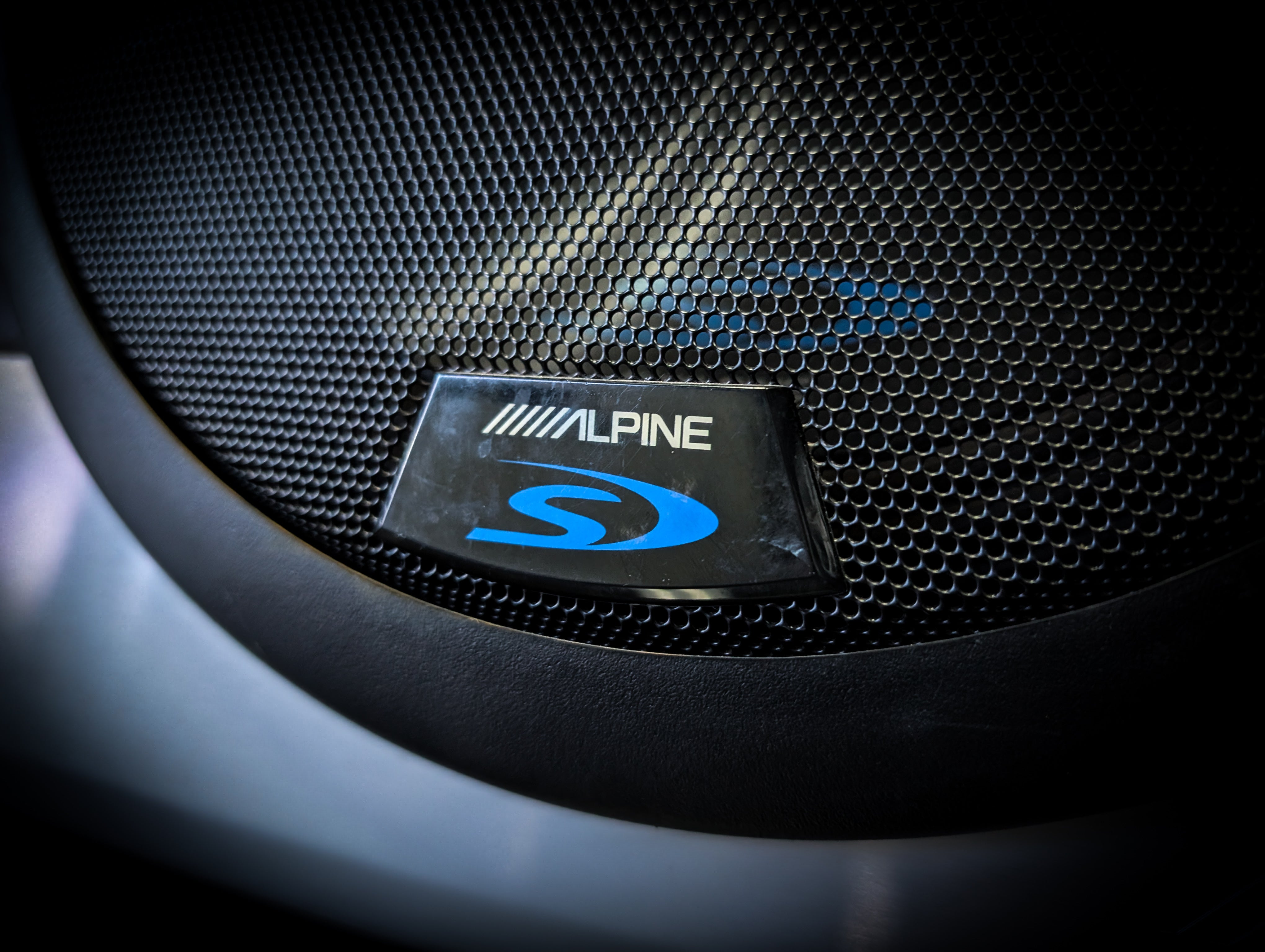 ALPINE 12" Type S Slot Ported 1400watt Subwoofer