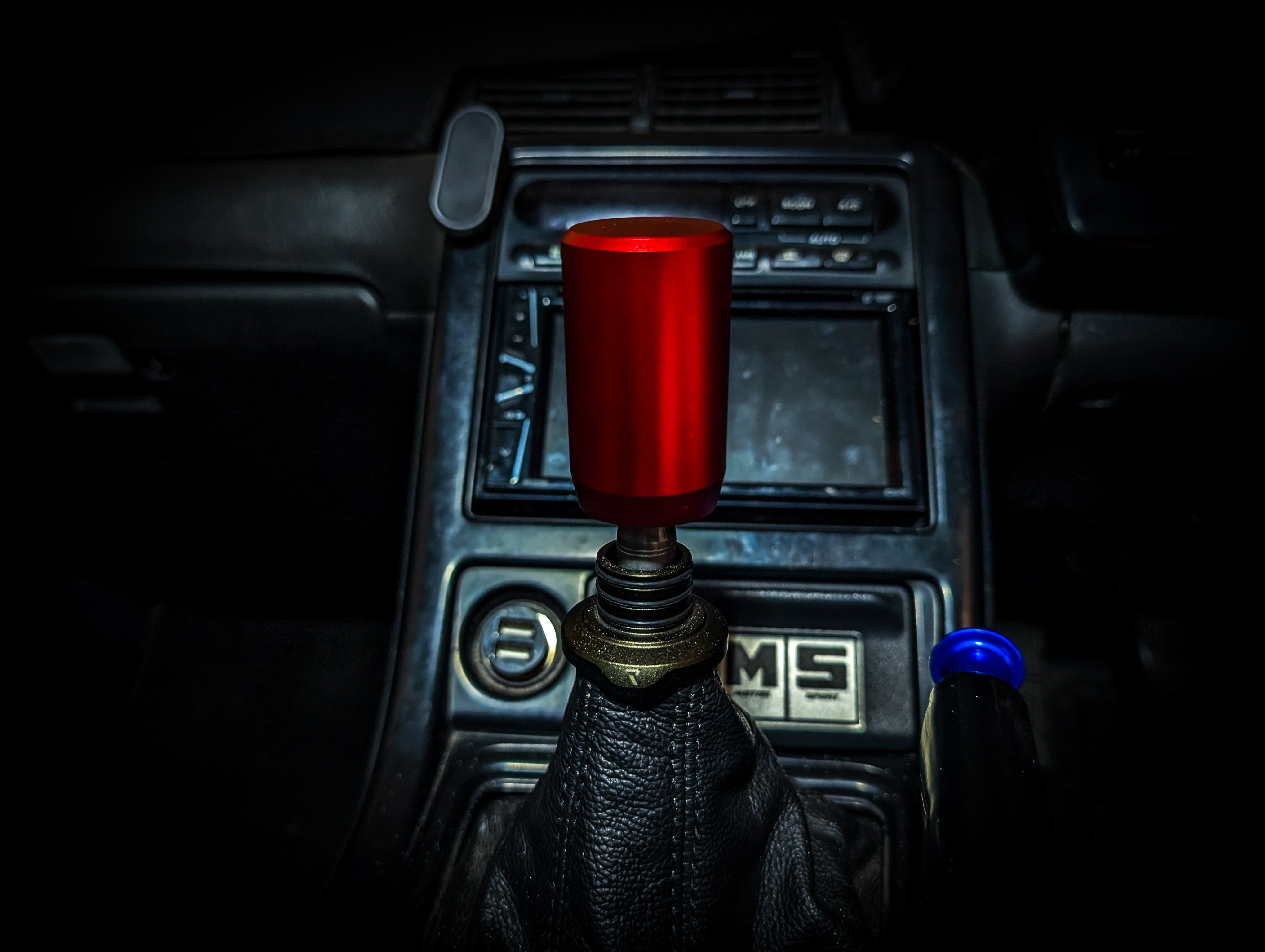 Bold Red Thick Grip Short Manual Gear Knob