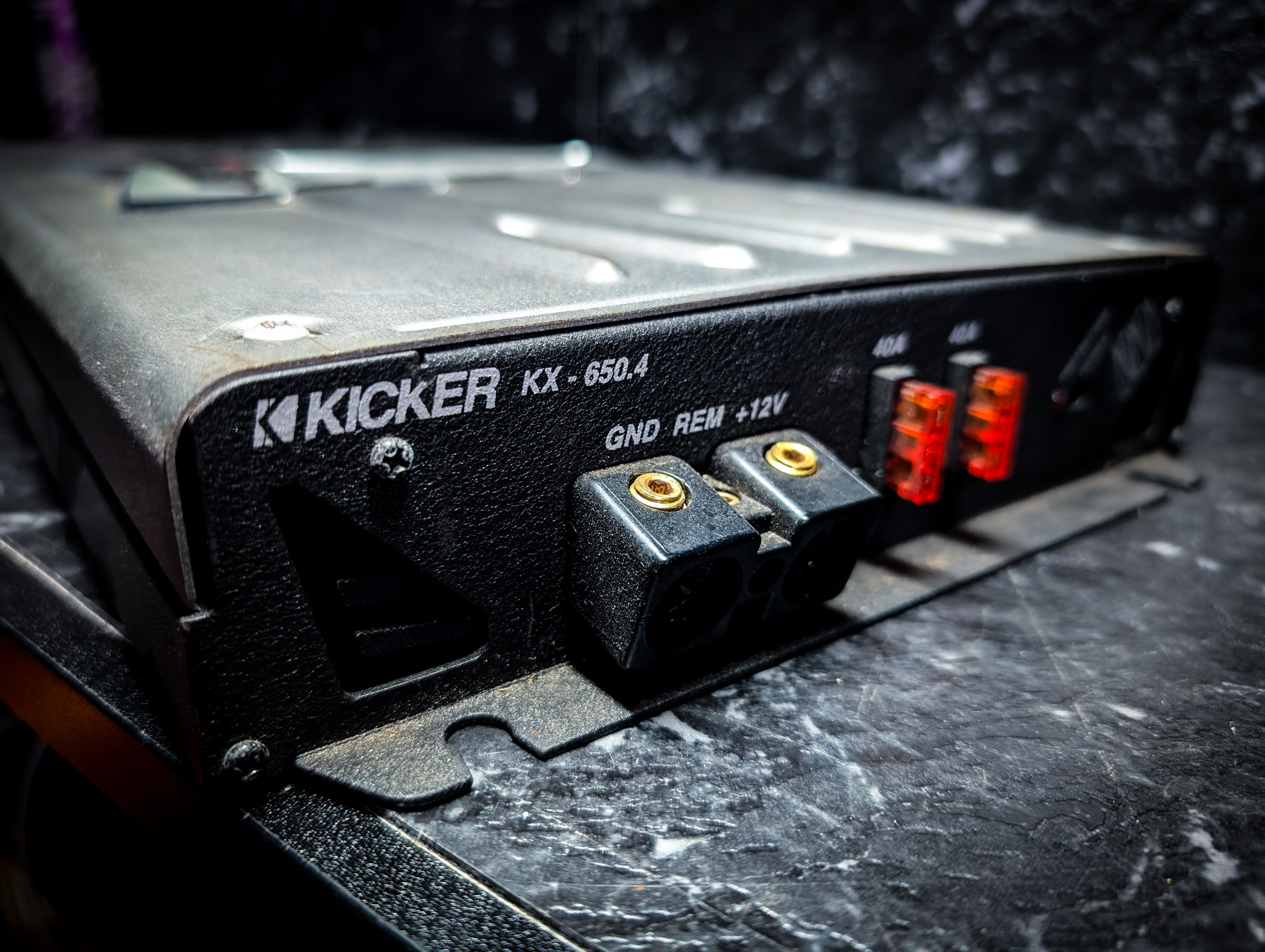 KICKER KX Series 4 Channel 650watt Rms Amplifier