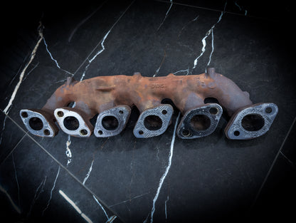 R33 Skyline Stock Turbo Manifold