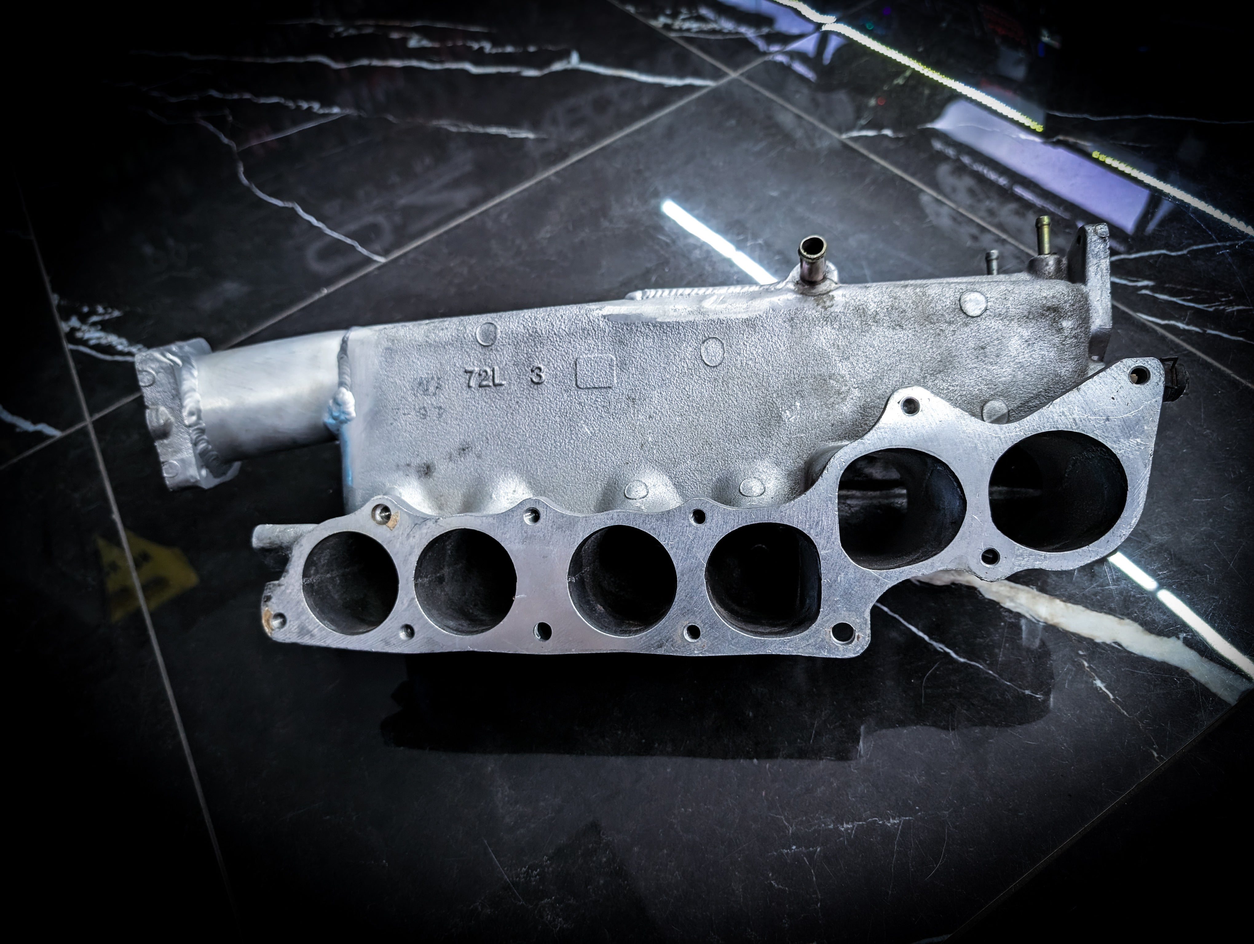 Nissan Skyline R32 RB20DET Cut and Shut Forward Facing Plenum