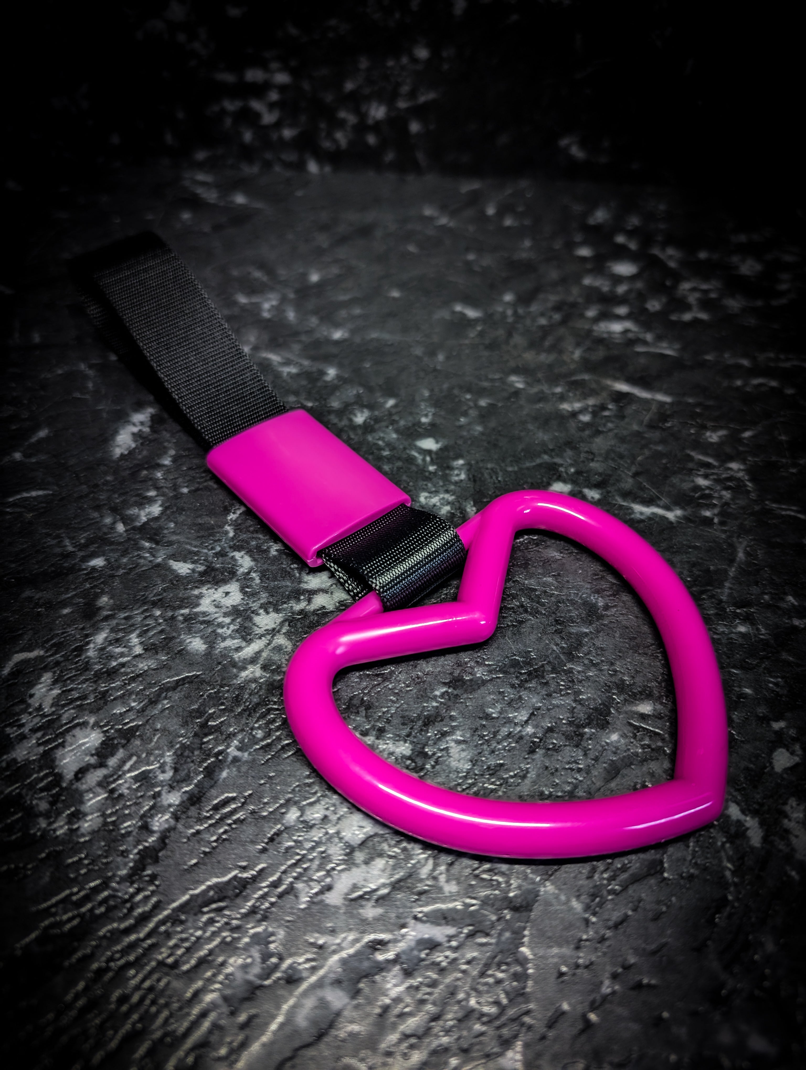 Tsurikawa Hot Pink Heart Train/Bus Handle