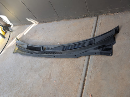 Nissan Skyline R33 GTST Front Window Wiper Bonnet/ Hood Cowl