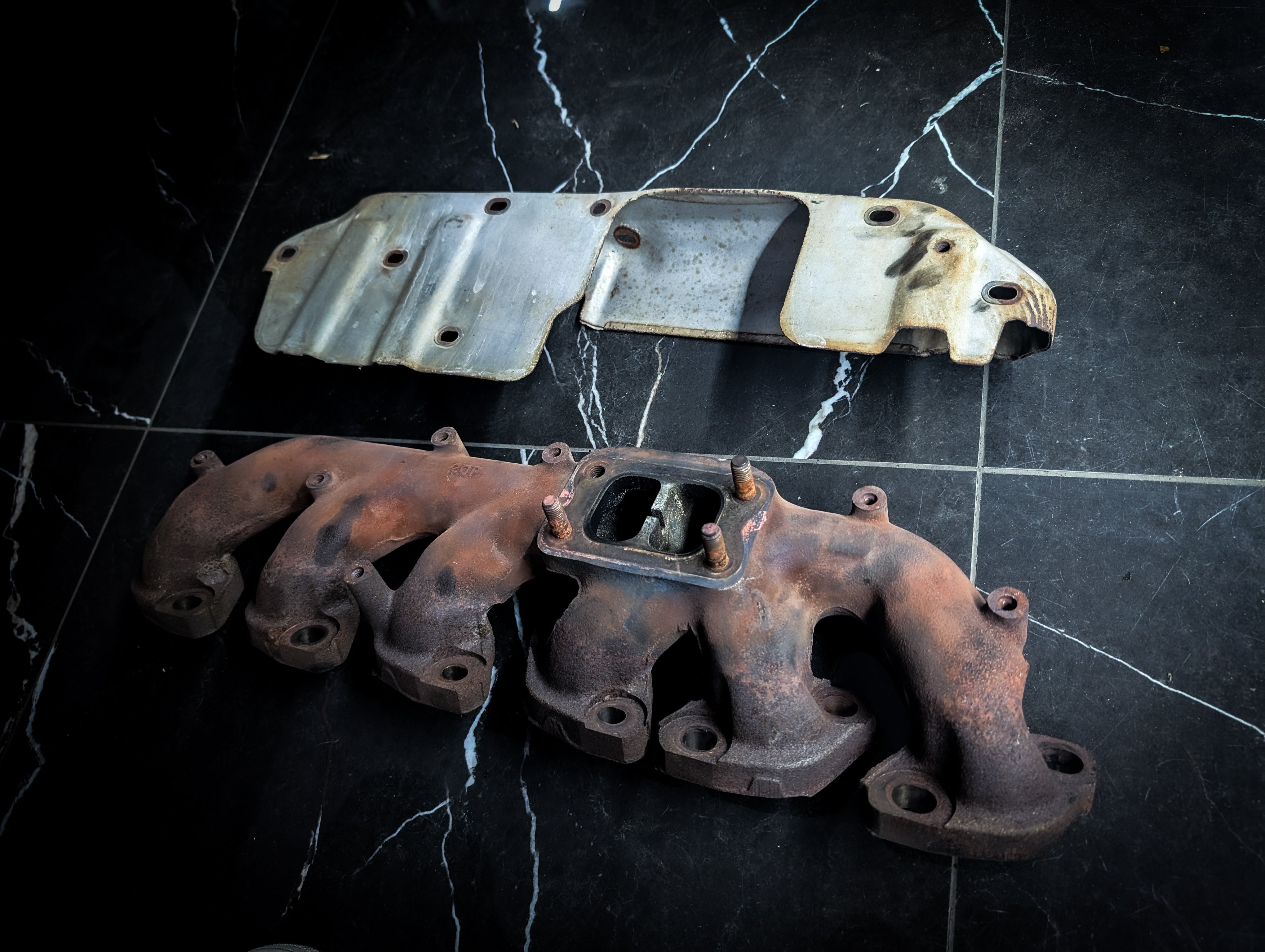 Nissan Skyline R32 GTST RB20 Stock Exhaust Manifold + Cover