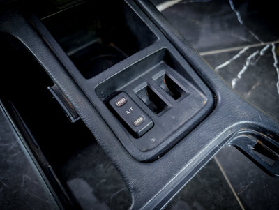 Nissan Skyline R33 Centre Console