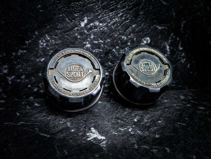 LINEA SPORT Black Vintage Centre Cap x 2