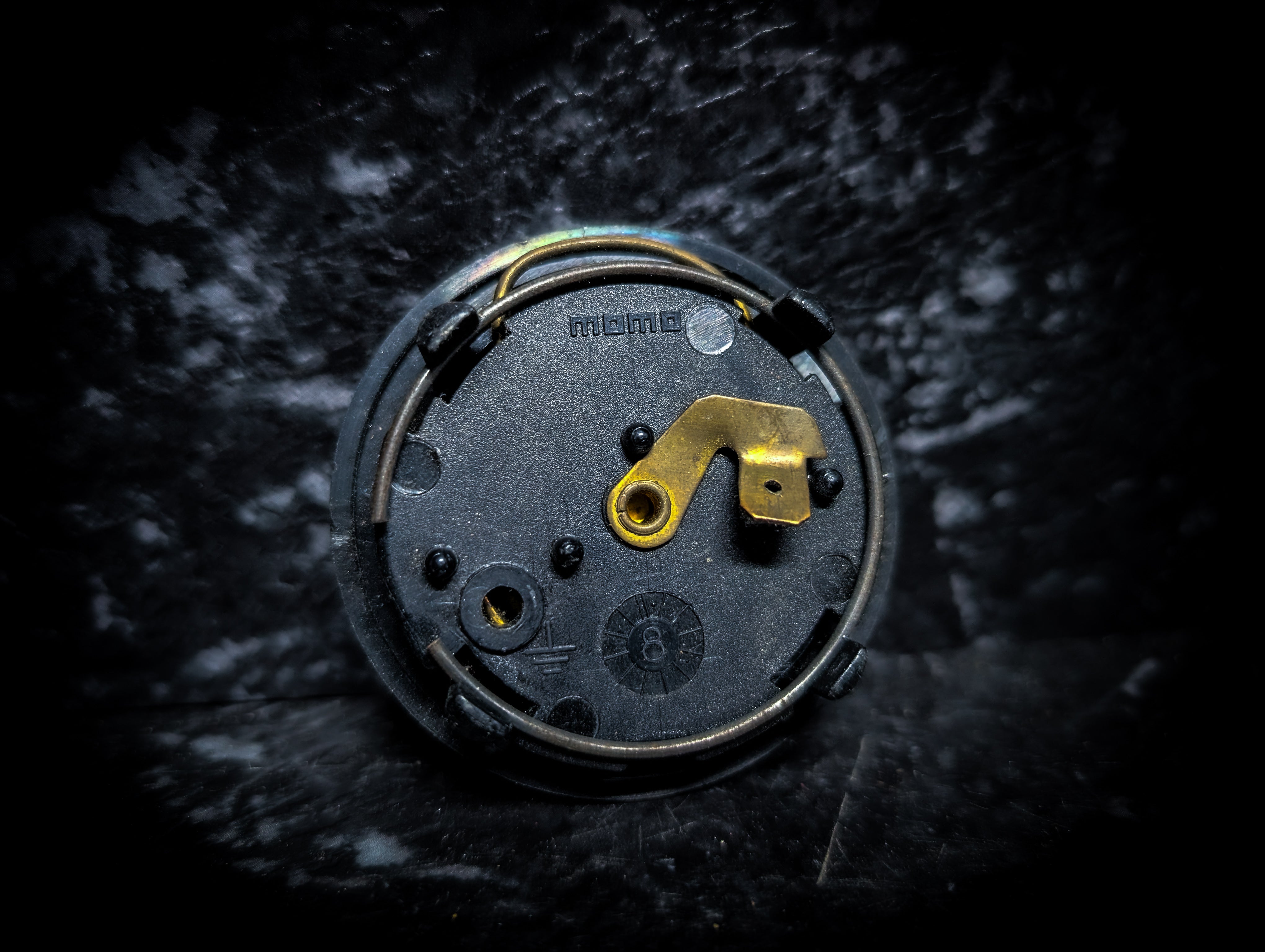 MOMO Coarse Original Horn Button