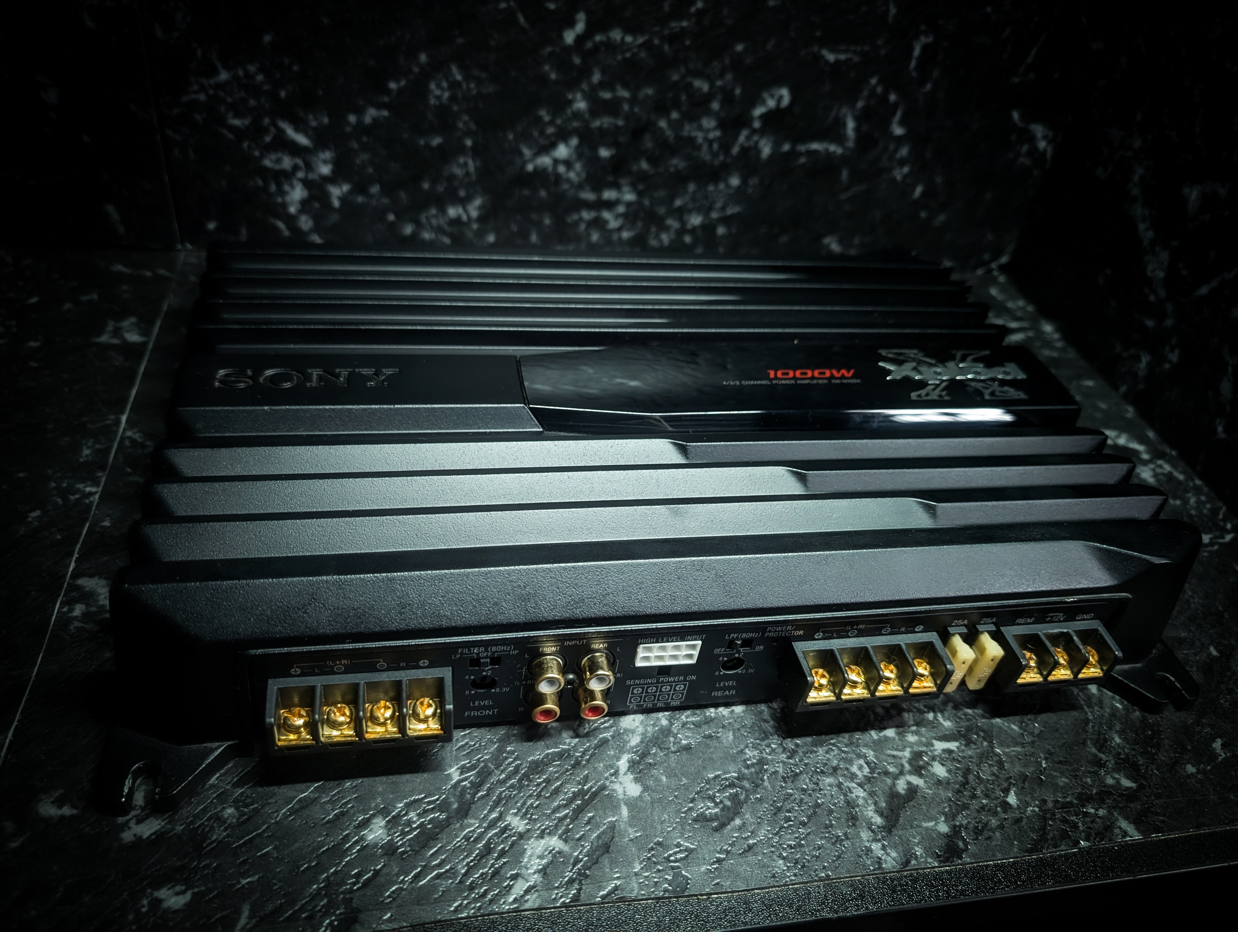 SONY 1000watt 4 Channel Power Amplifier