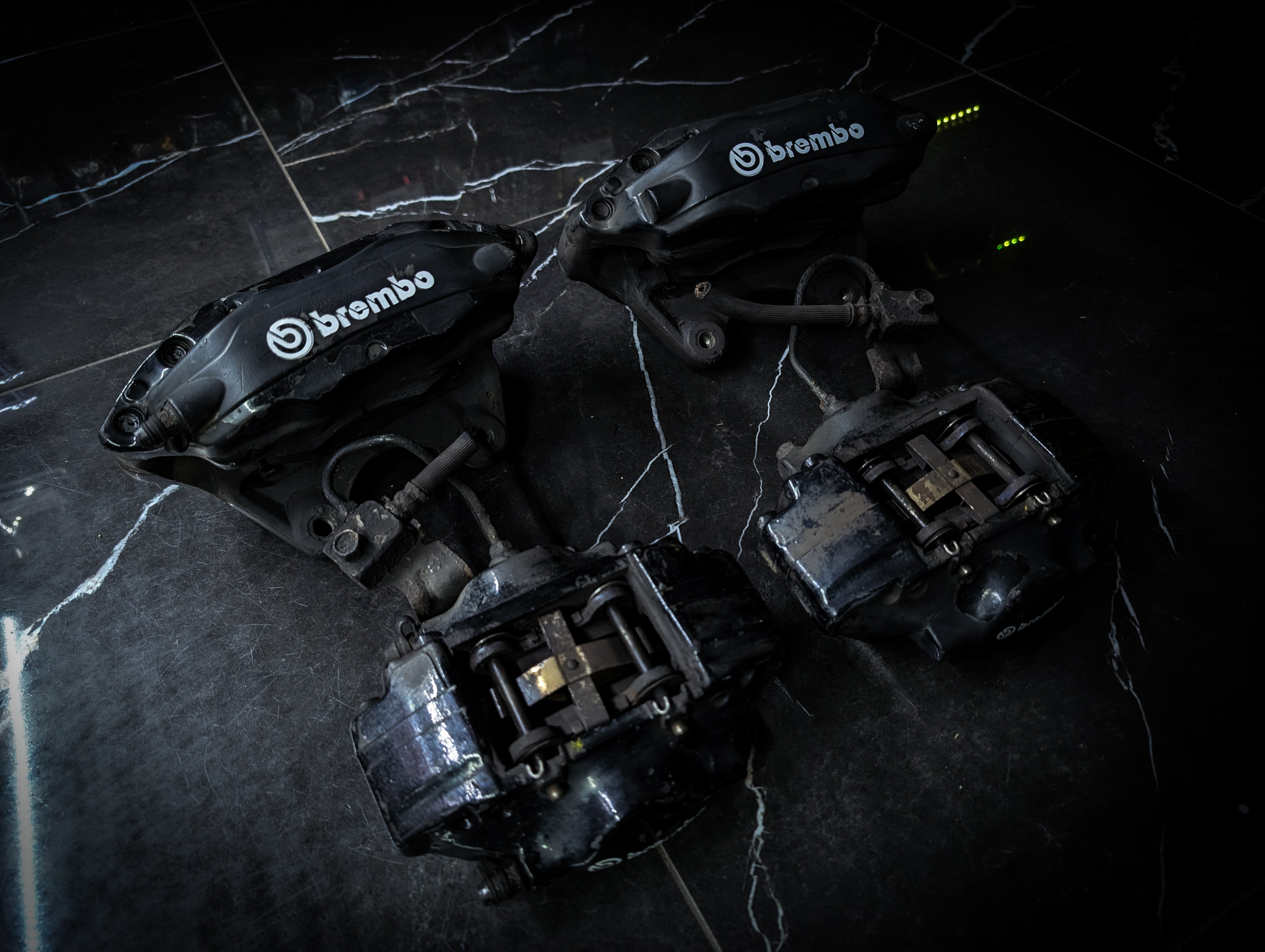 NISSAN R33 Skyline GTR BREMBO Brake Calipers Set