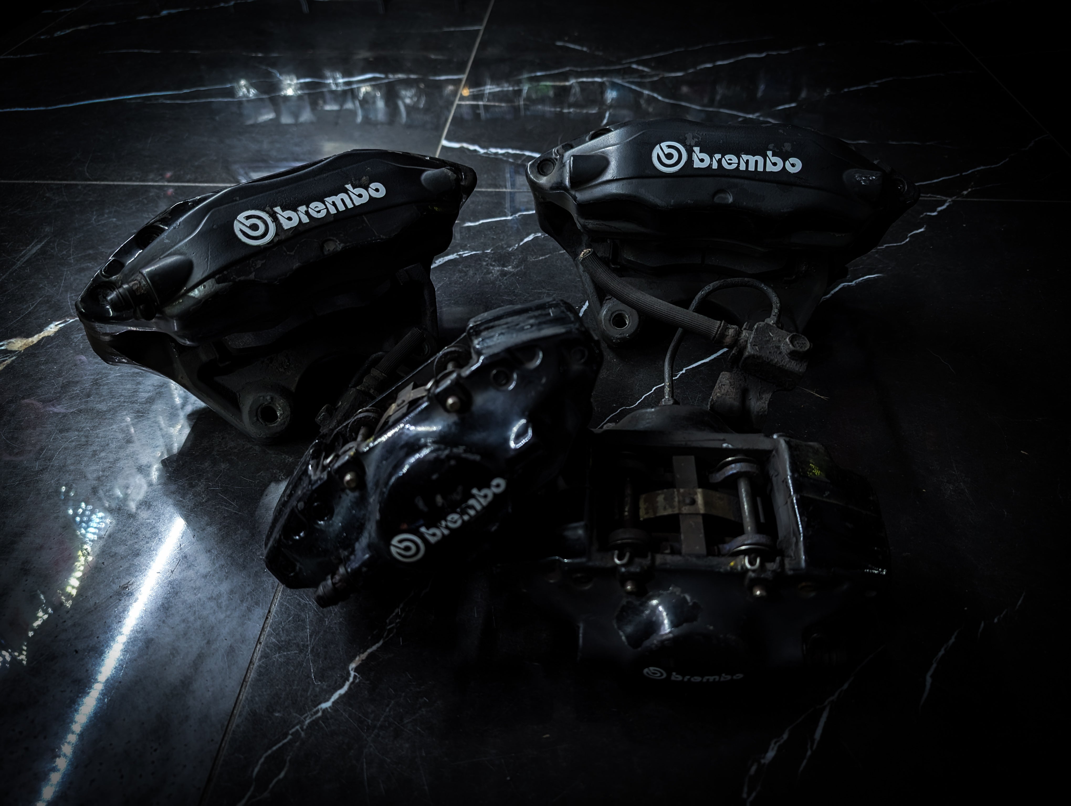 NISSAN R33 Skyline GTR BREMBO Brake Calipers Set