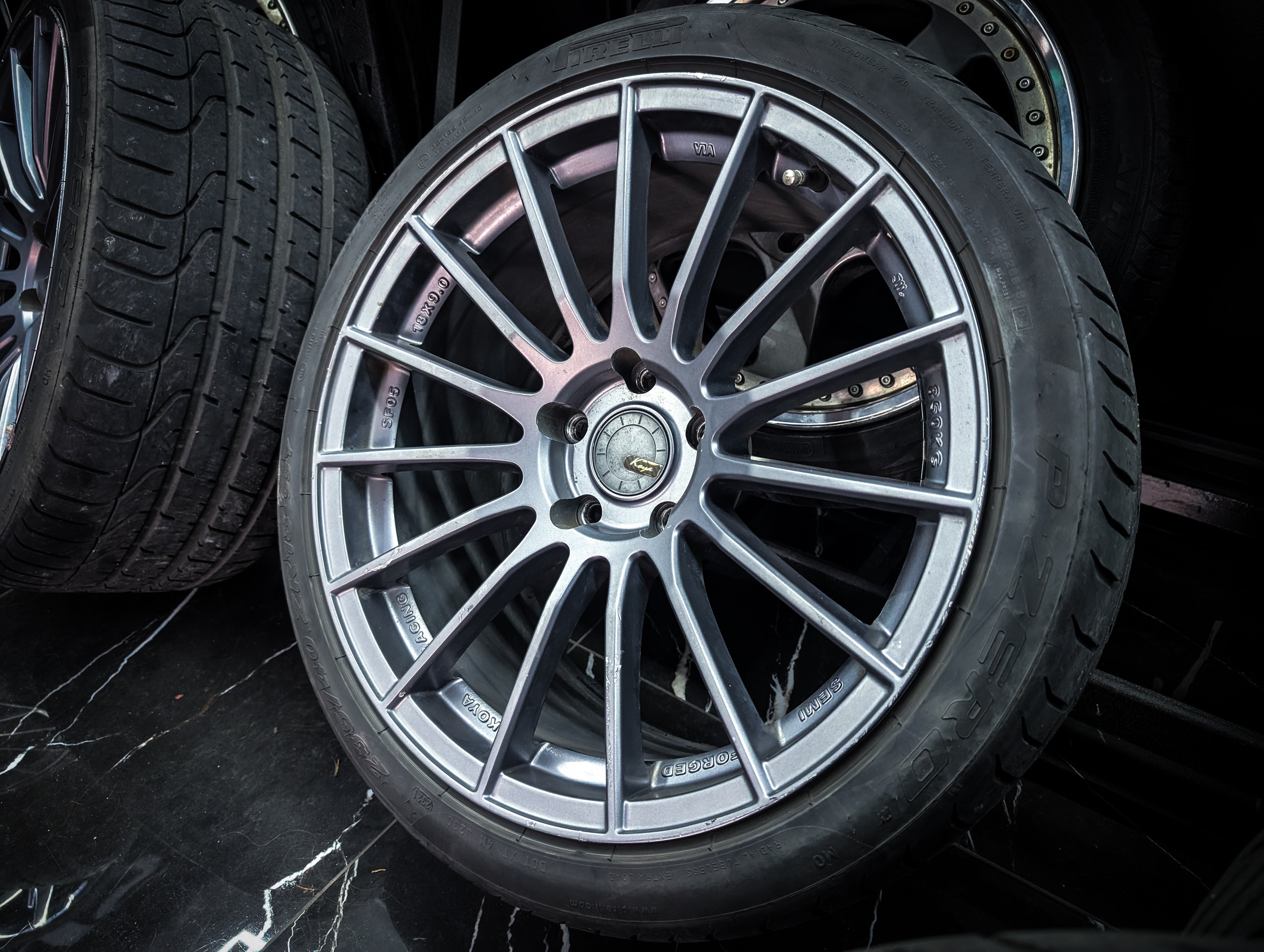 18" KOYA Gunmetal SF05 Semi Forged Concave Wheels x 4
