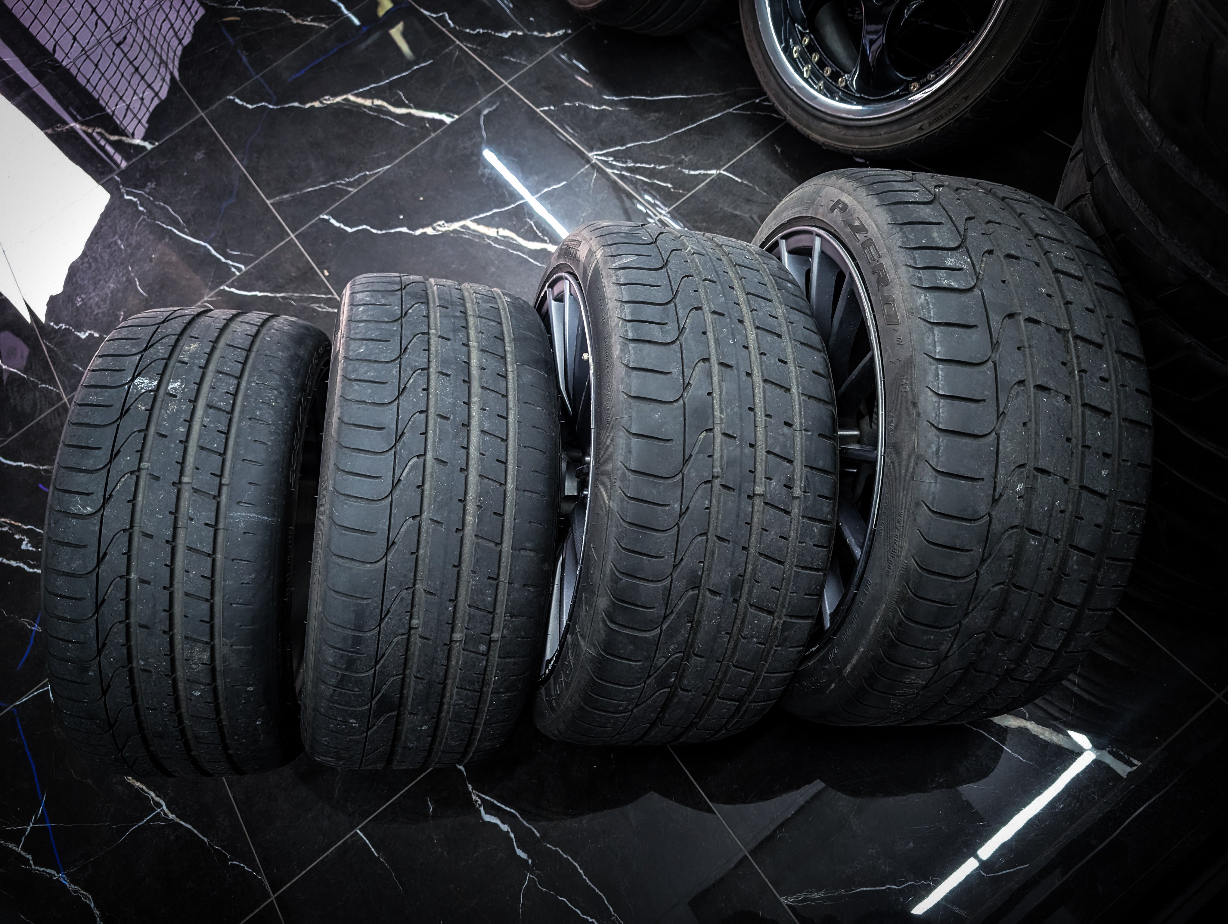 18" KOYA Gunmetal SF05 Semi Forged Concave Wheels x 4