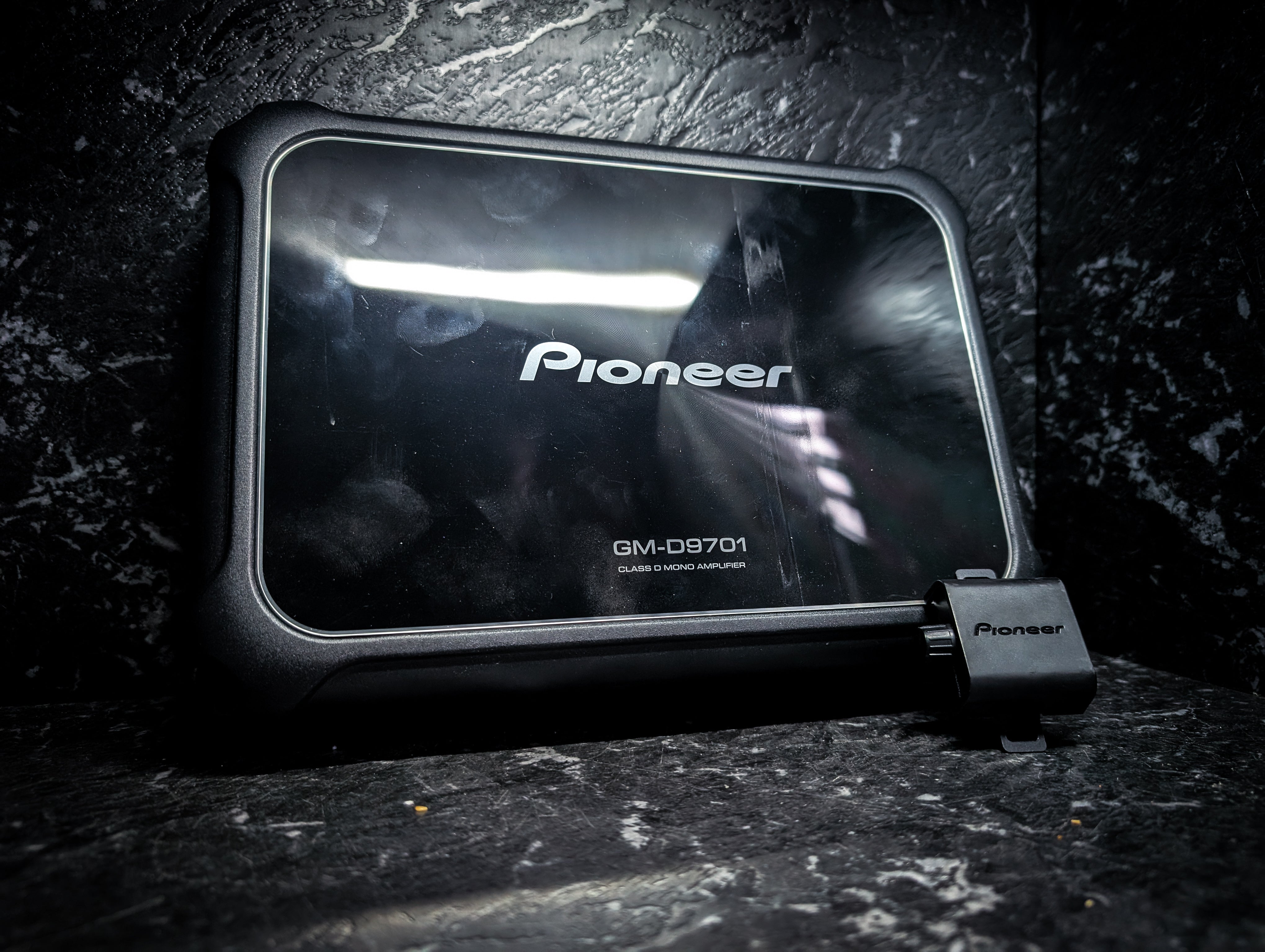 PIONEER Class D 2400watt Monoblock Amplifier