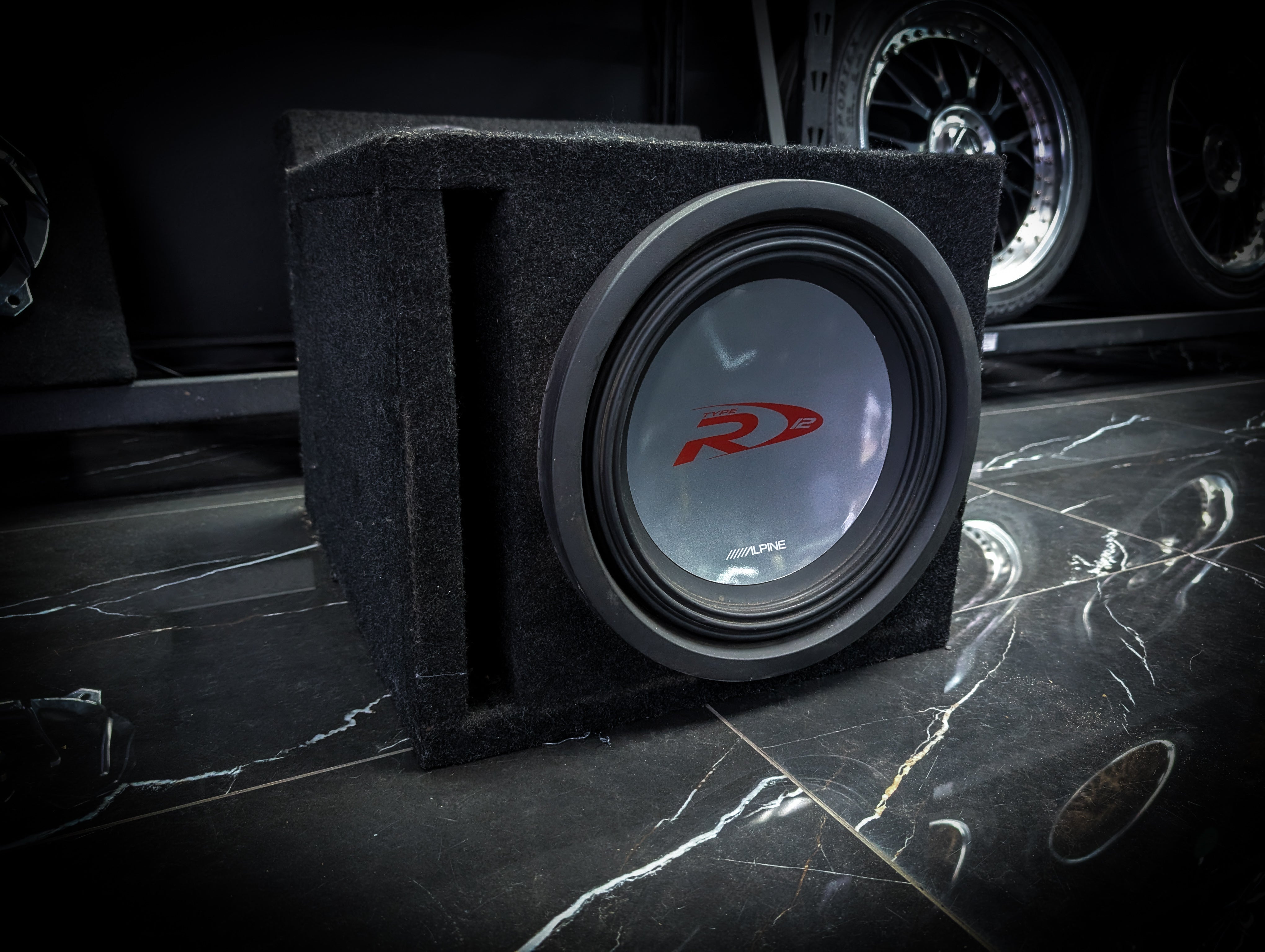 12" ALPINE TYPE R Series 2250watt Subwoofer in SoundStream Slot Ported Enclosure