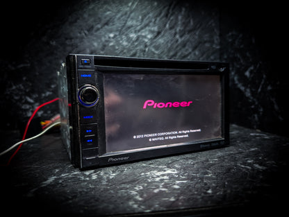 PIONEER Bluetooth/Navigation Touchscreen Double Din Car Stereo ( missing cables )