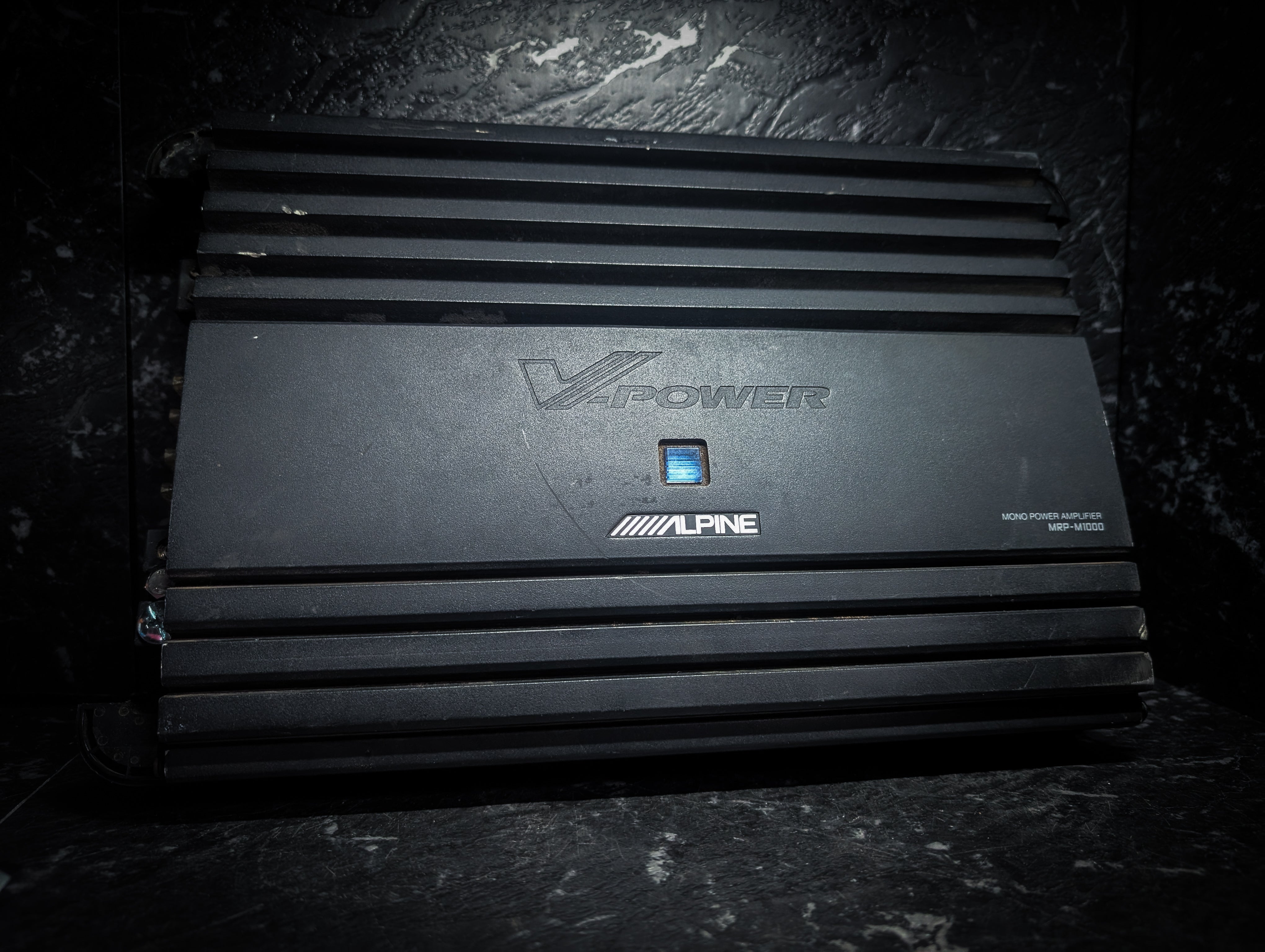 ALPINE 1000watt RMS Monoblock Amplifier