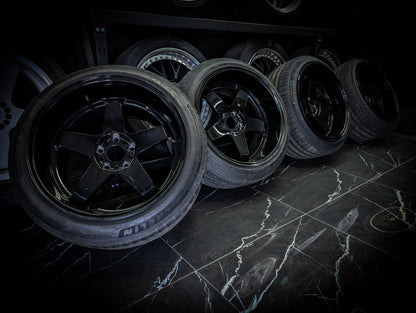 18" Deep Dished P45R Style Gloss Black Wheels x 4
