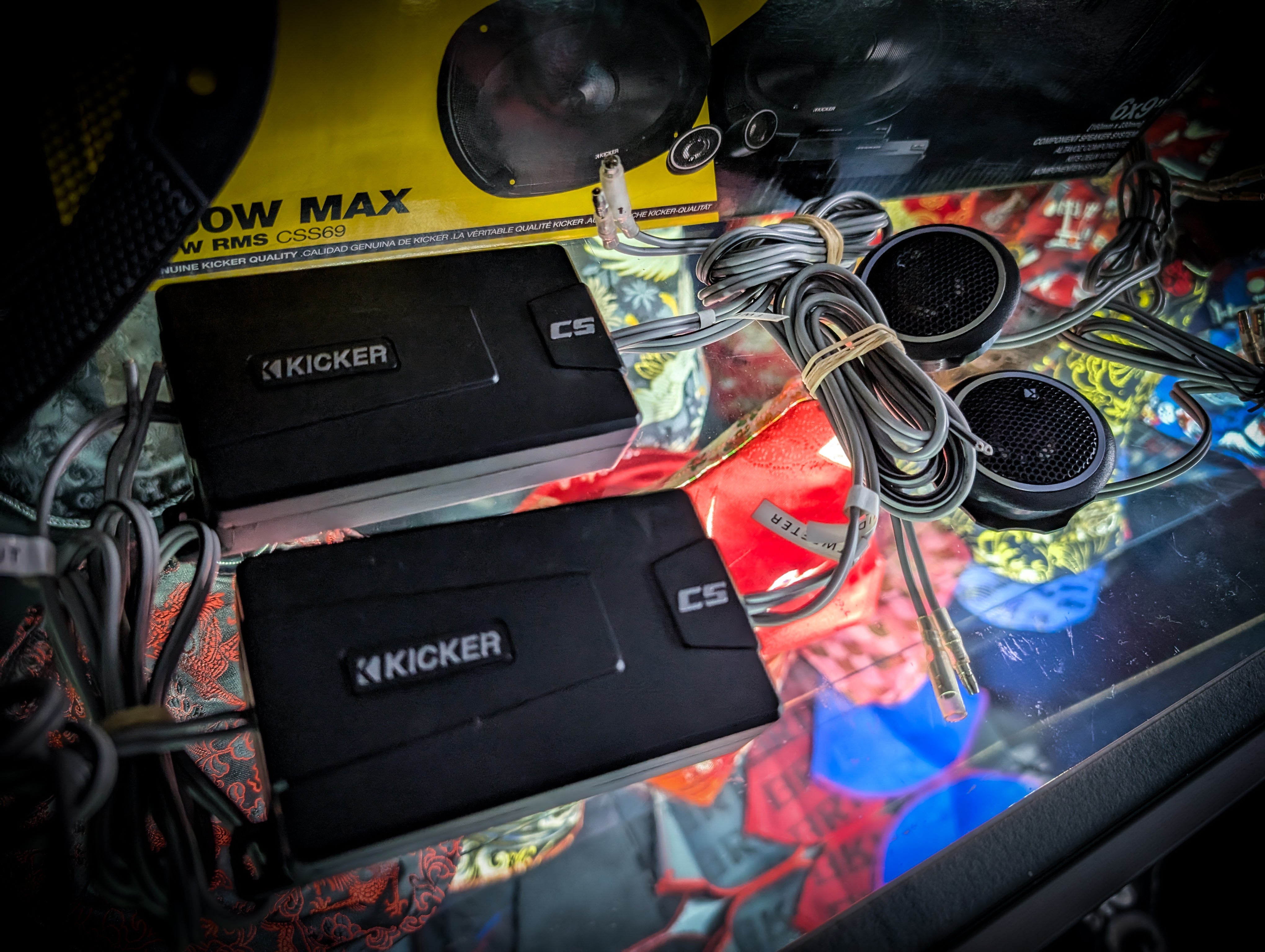 KICKER CS Series 450 watt 6x9" Speakers with Splits and Tweeters