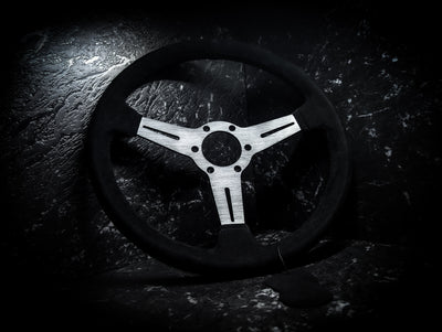 Black Stitch • Alcantara Standard Steering Wheel