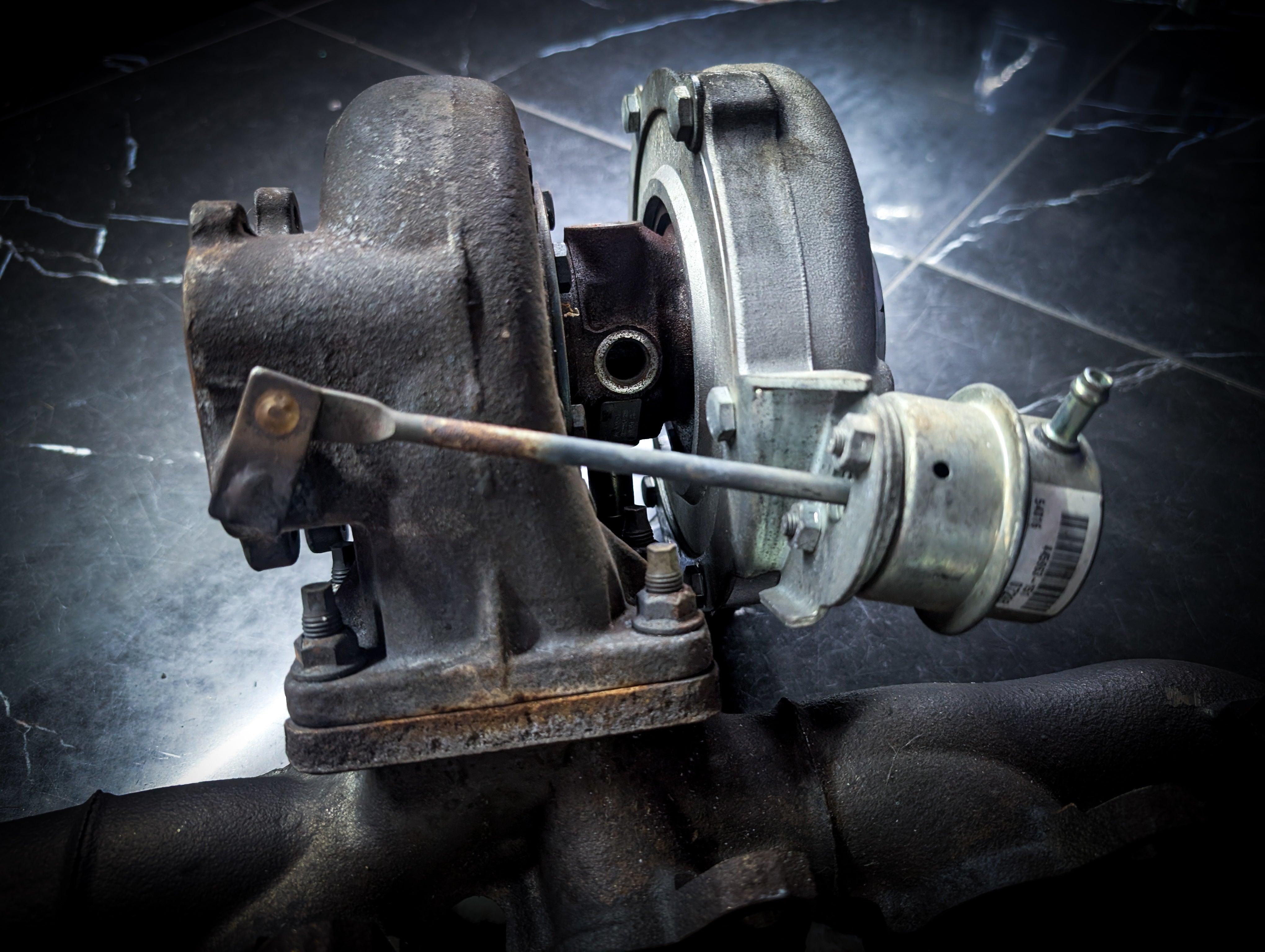 FORD FG FALCON Stock GARRETT Turbo and Manifold