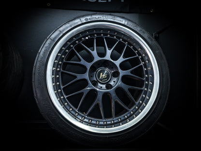 18" WORK VS-XX 3 PIECE Gunmetal Metallic Staggared Wheels x 4