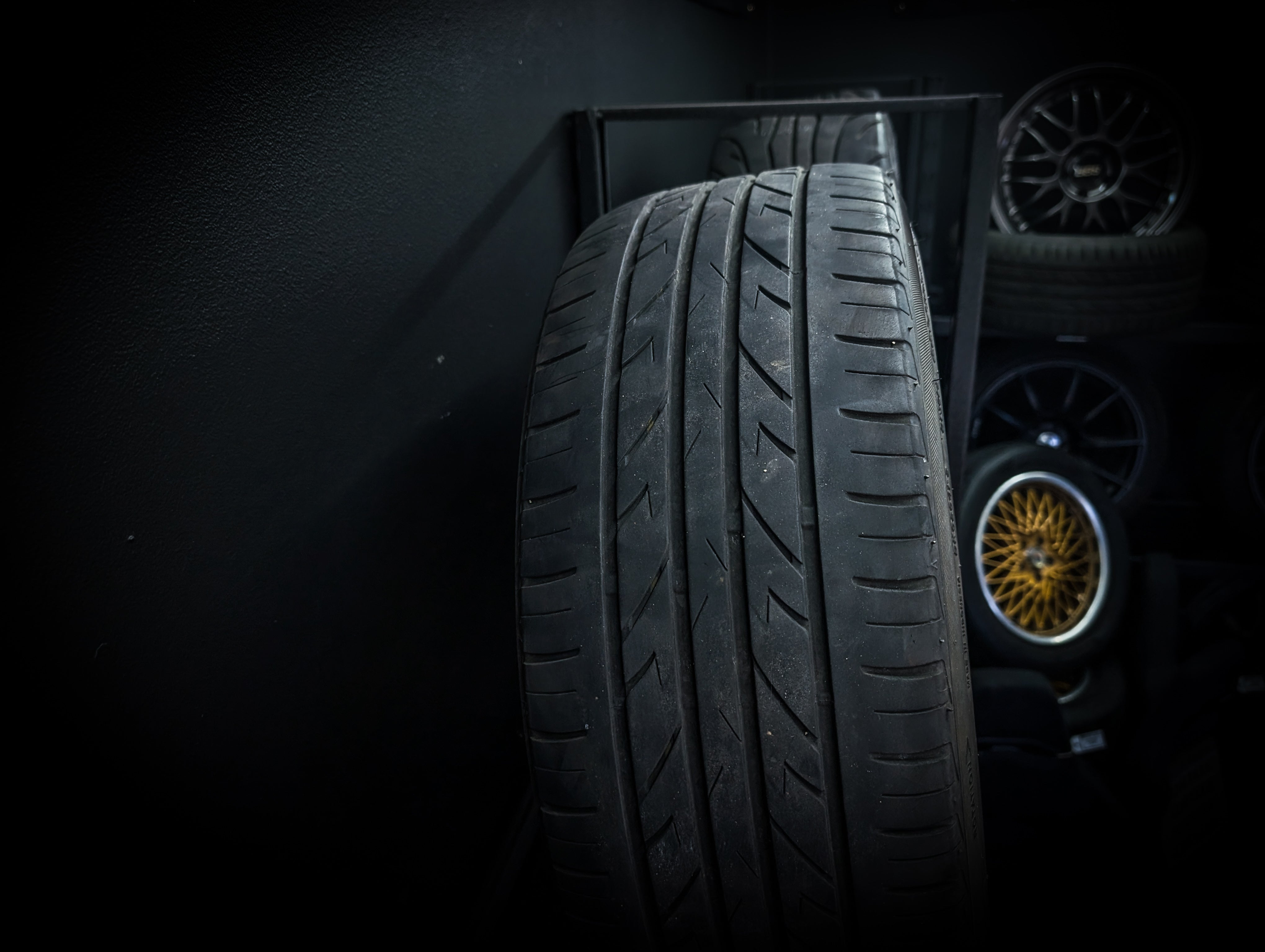 18" WORK VS-XX 3 PIECE Gunmetal Metallic Staggared Wheels x 4