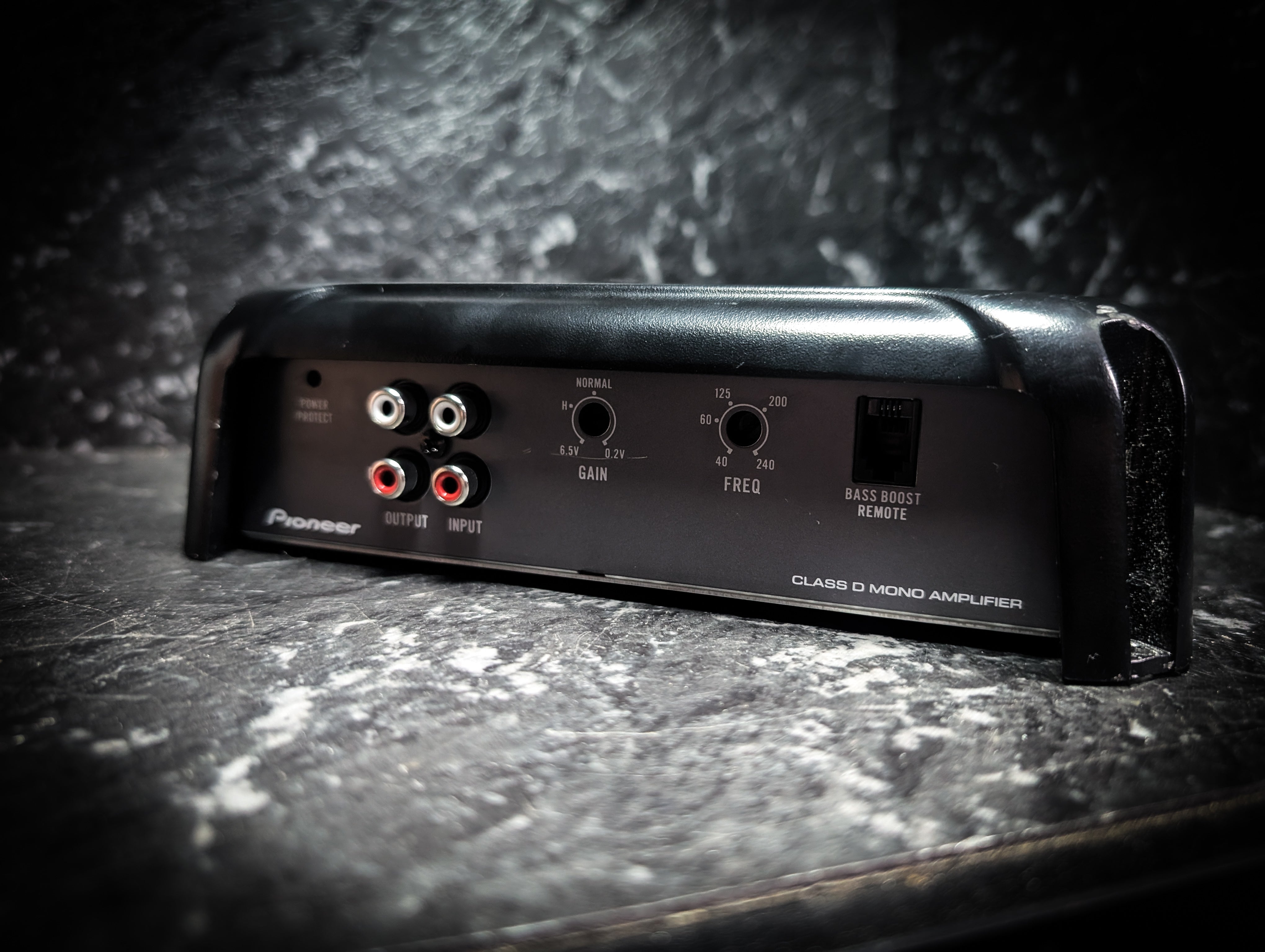 PIONEER 1600watt CLASS D Monoblock Amplifier