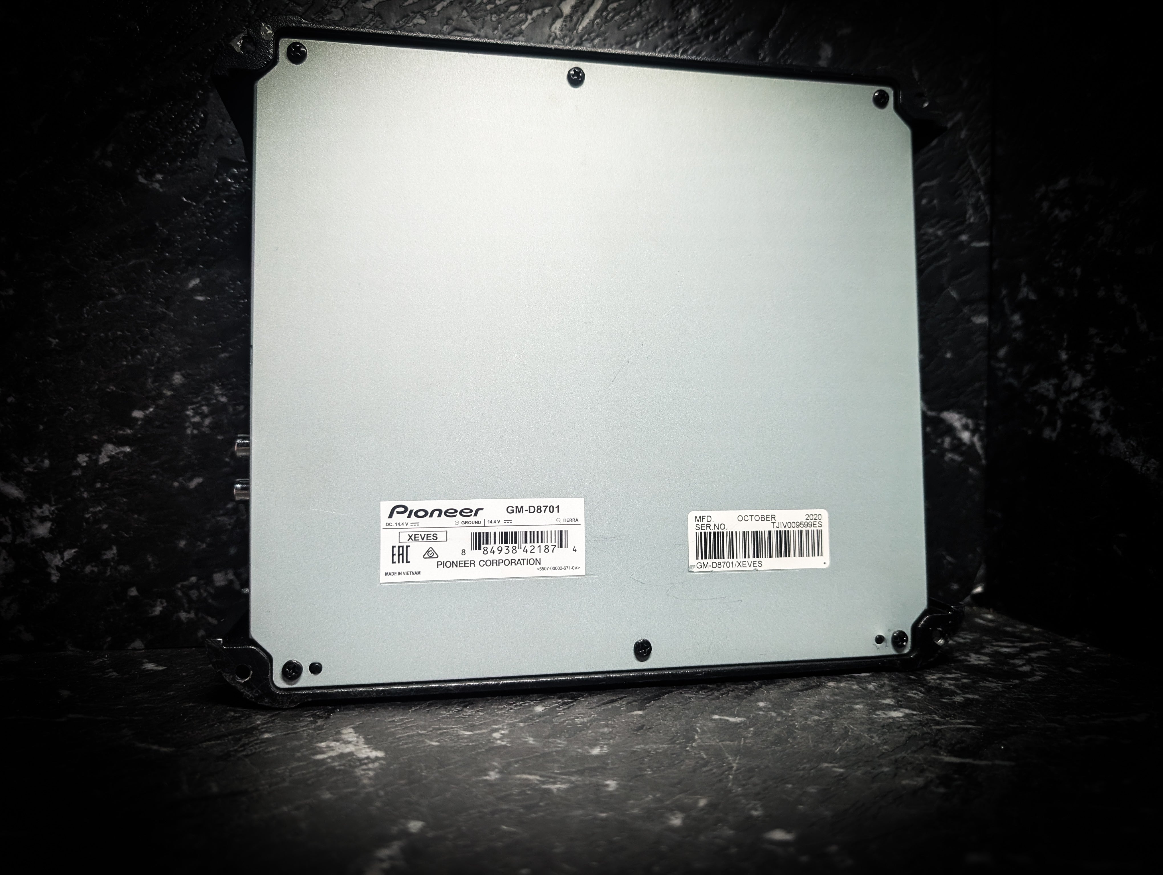 PIONEER 1600watt CLASS D Monoblock Amplifier