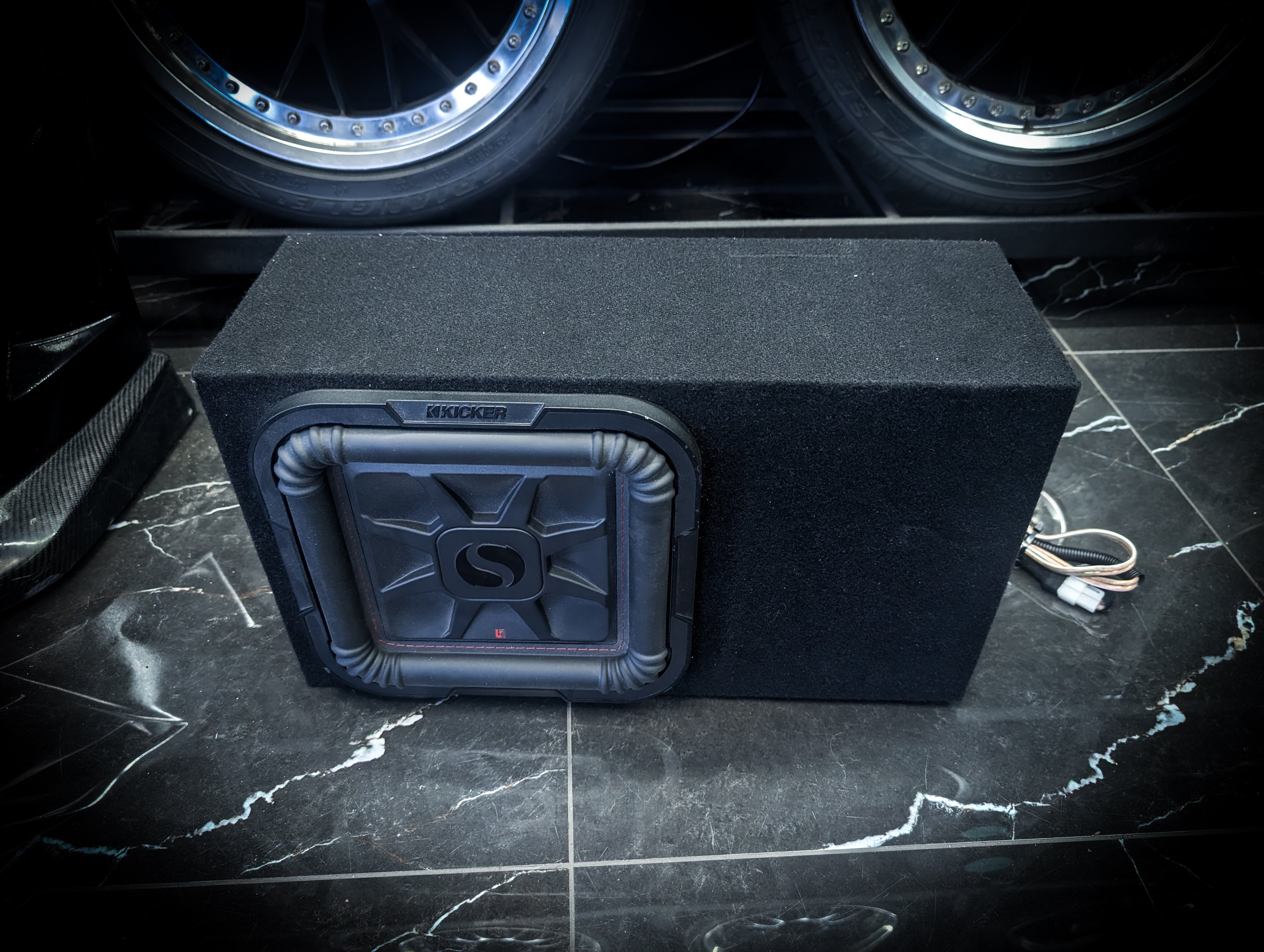 KICKER L7 1200watt 12" Subwoofer