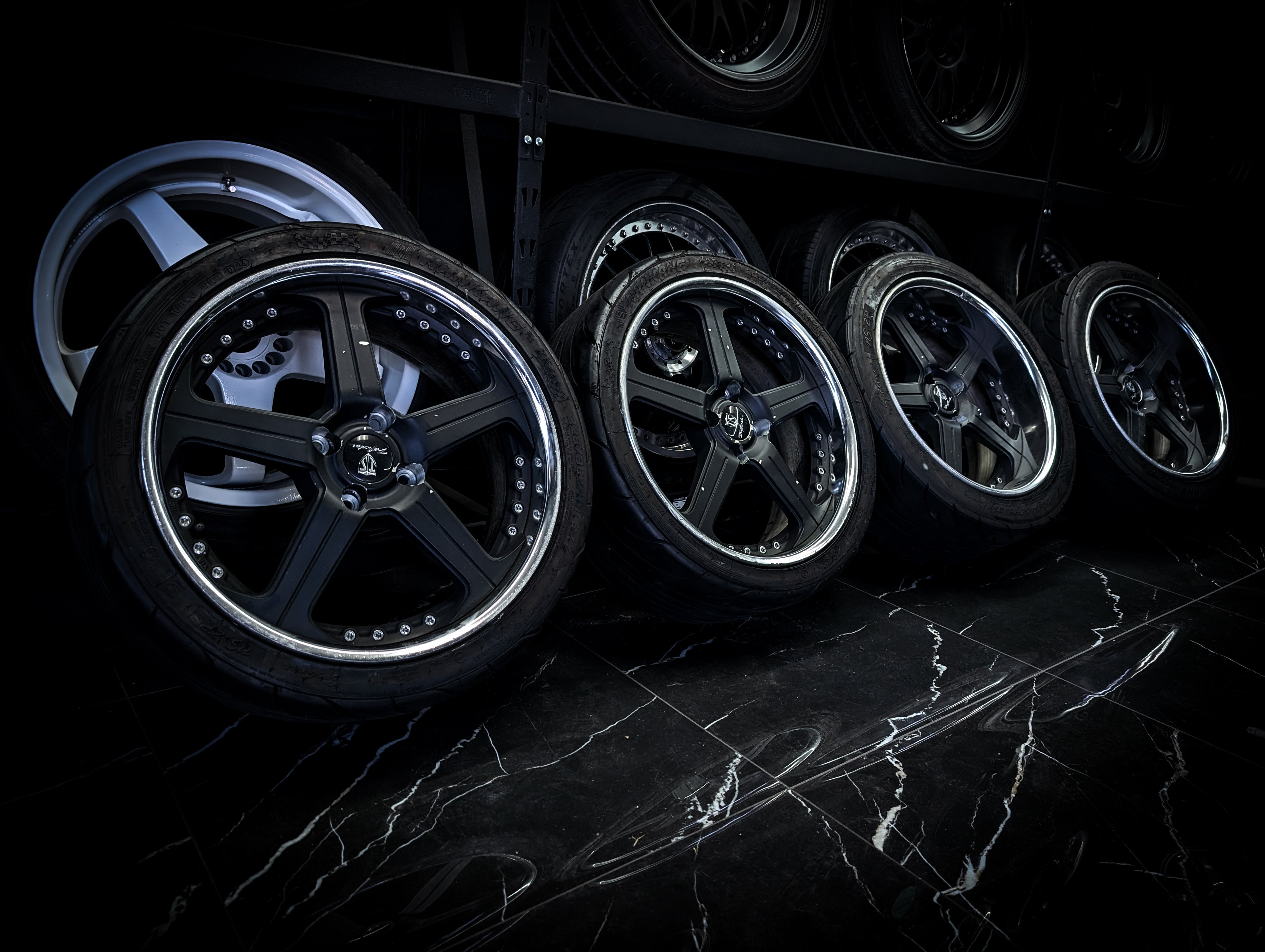 18" Riverside Trafficstar RTS 3 Piece Wheels x 4