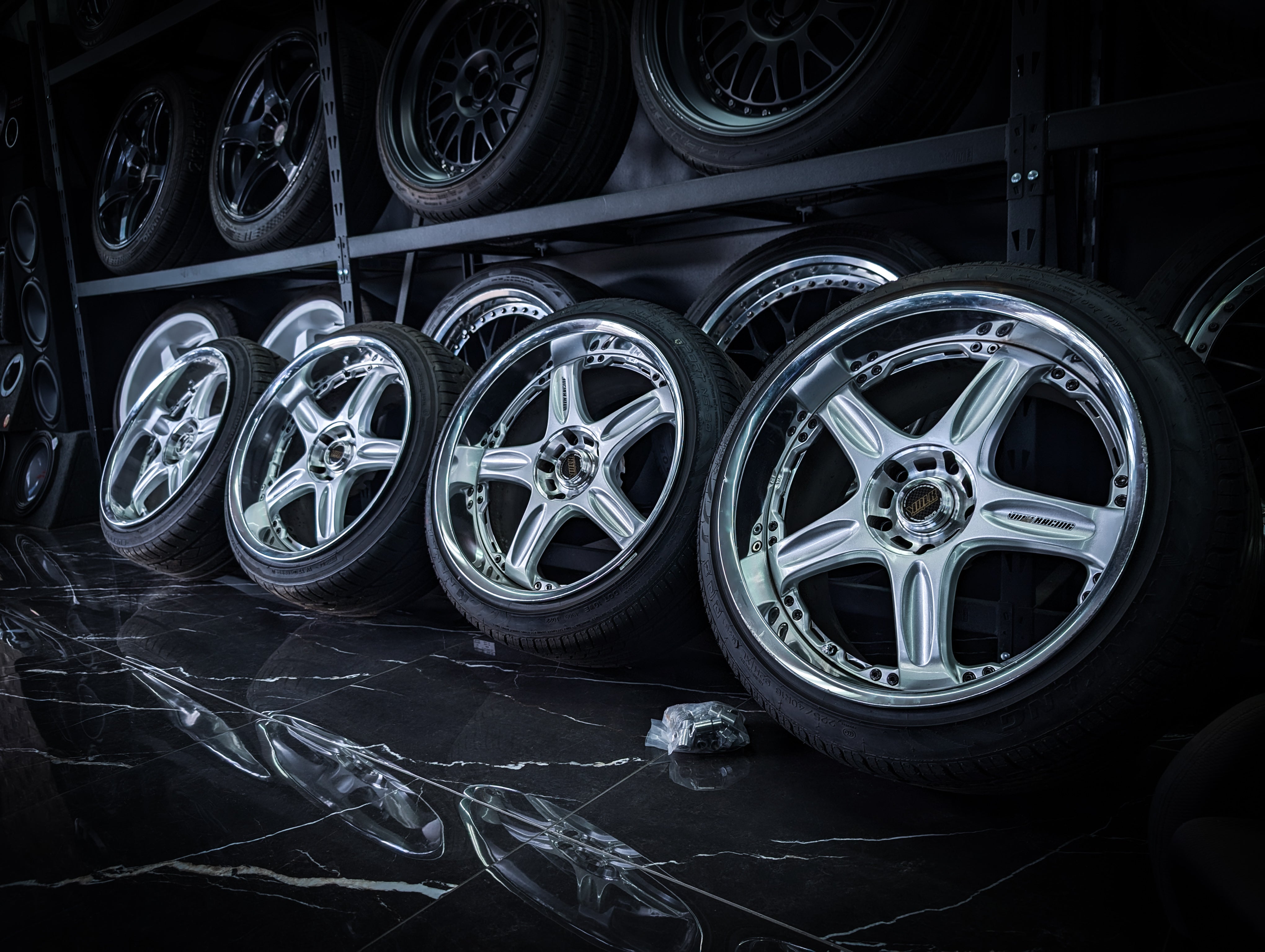 18" VOLK RAYS GTC Face 1 High Bright Silver 2 Piece Wheels x 4