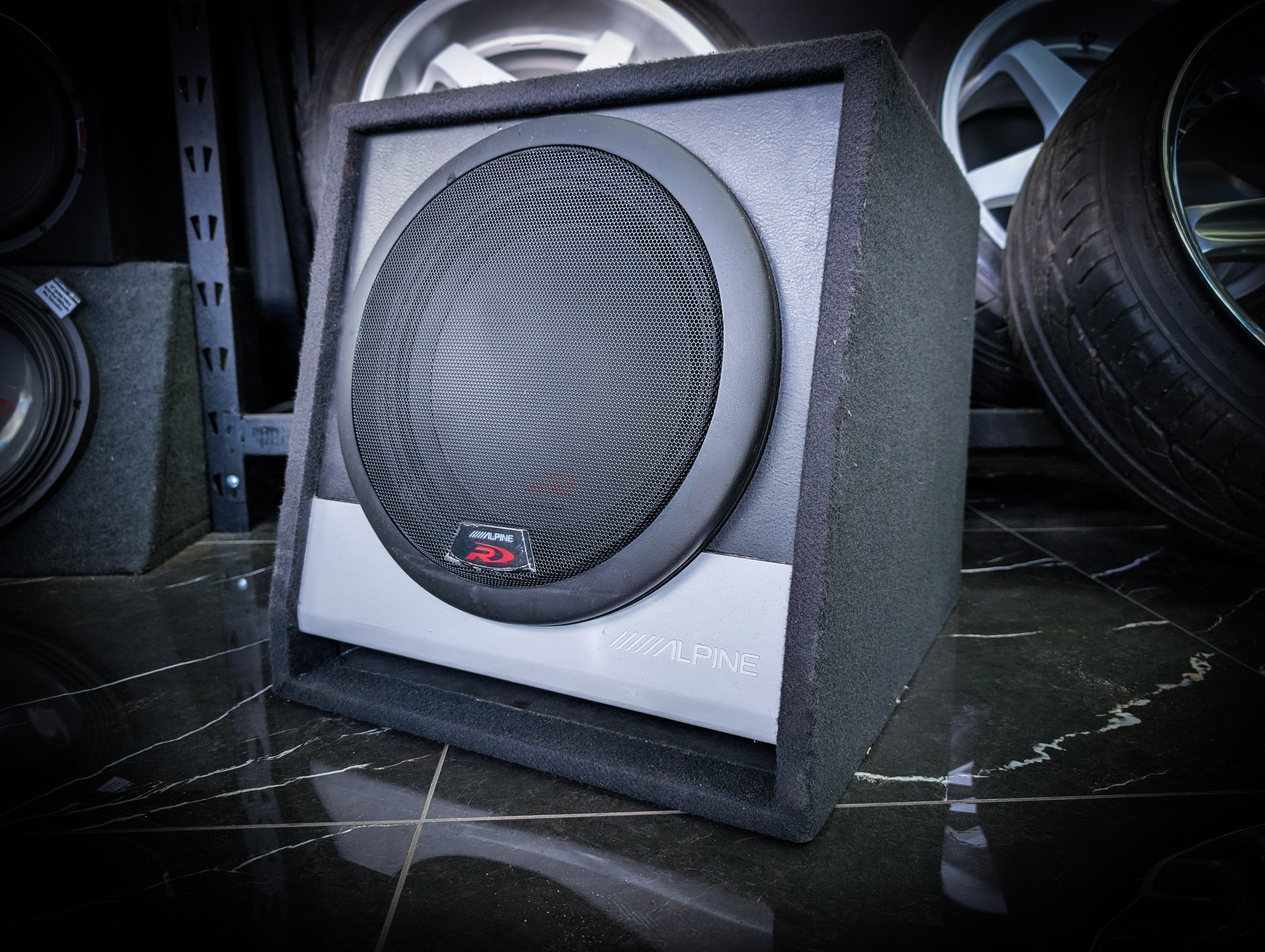 ALPINE Type R 2250watt 12" Subwoofer In Slot Ported Enclosure