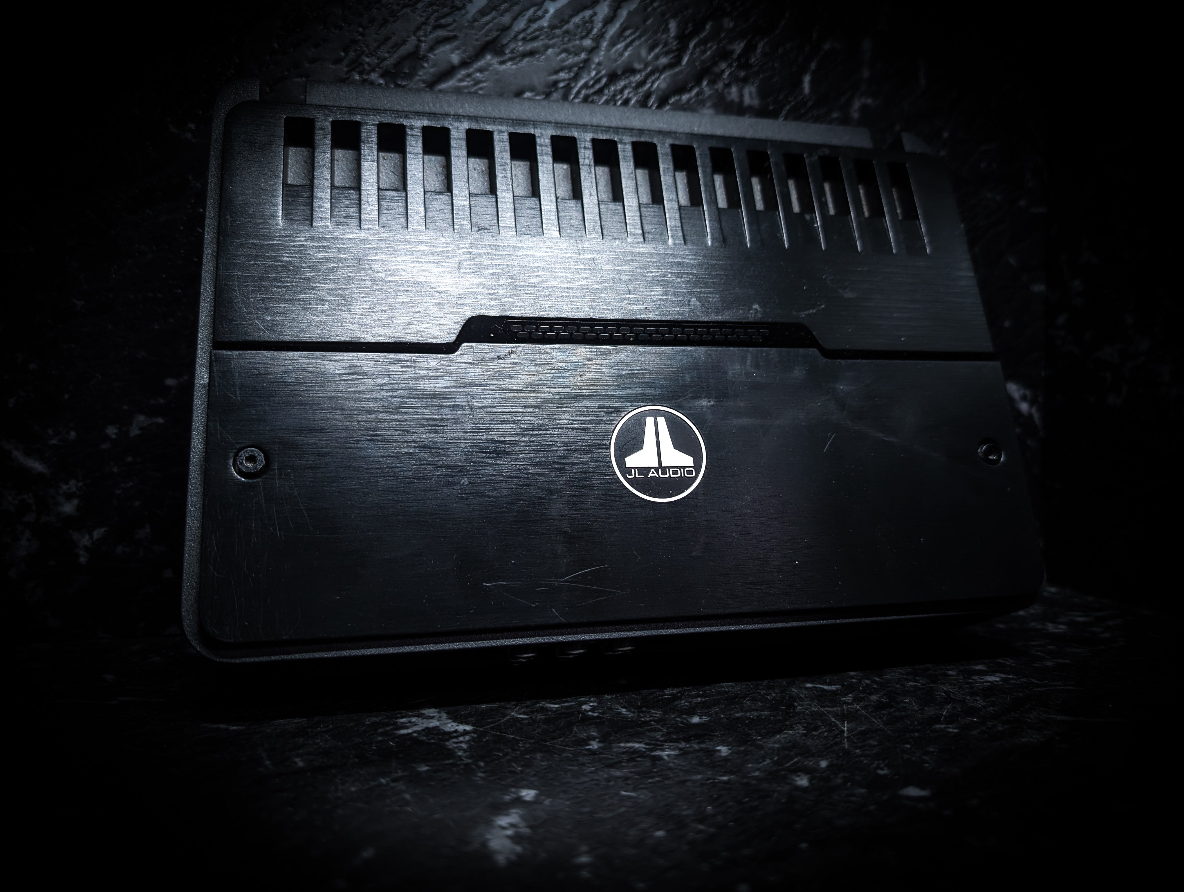 JL AUDIO 400watt RMS 4 Channel Premium Amplifier