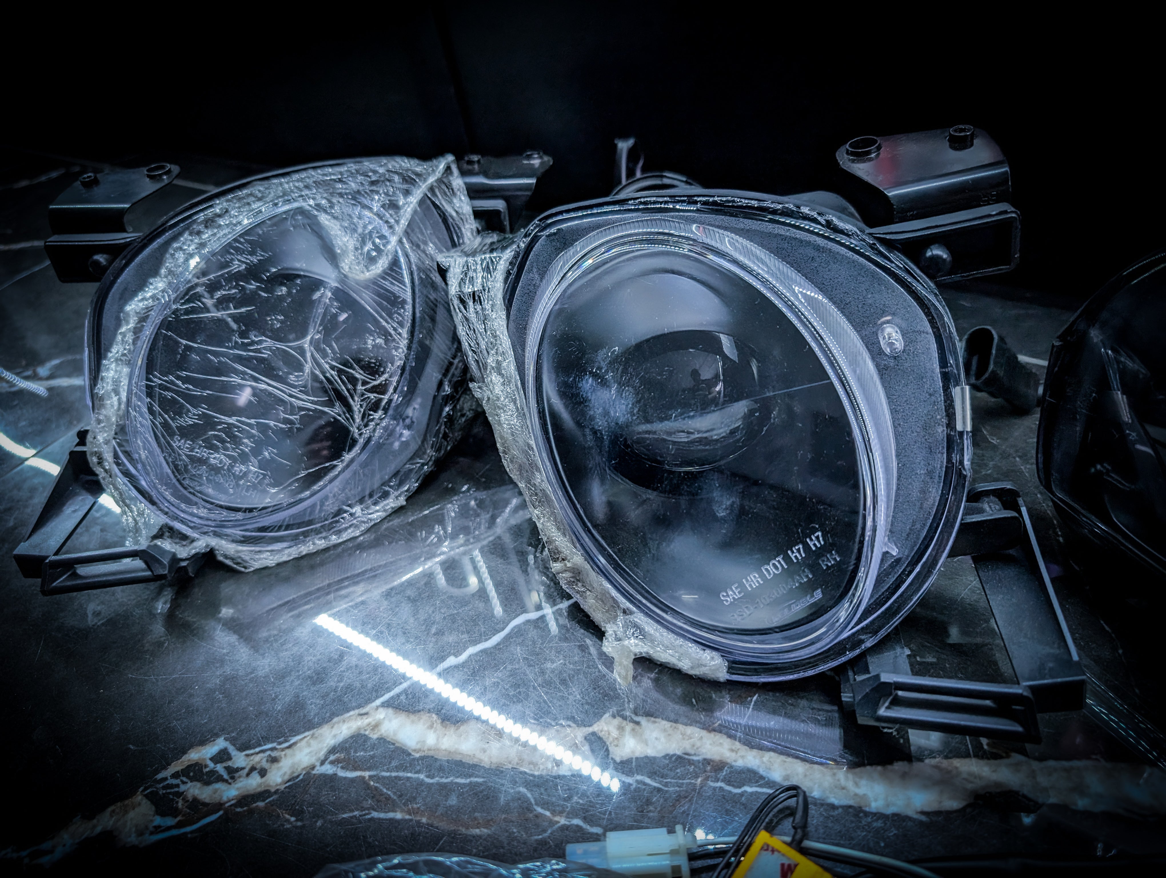 Black Housed LED Projector Headlights  - fits Toyota Soarer 2.5 1991 - 2000 JZZ30