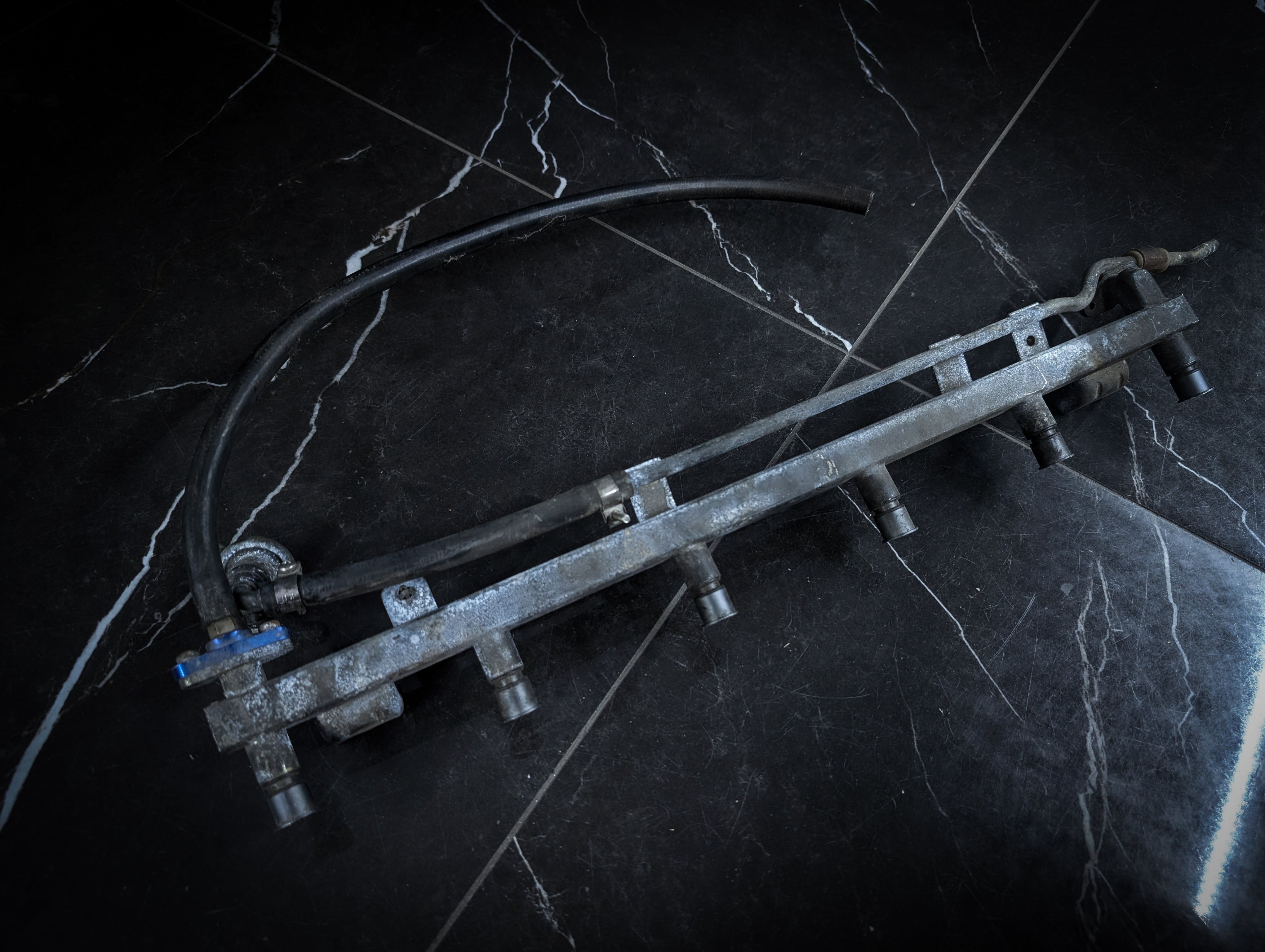 NISSAN R32 GTST RB20DET Fuel Rail With Bosch Injector Spacers