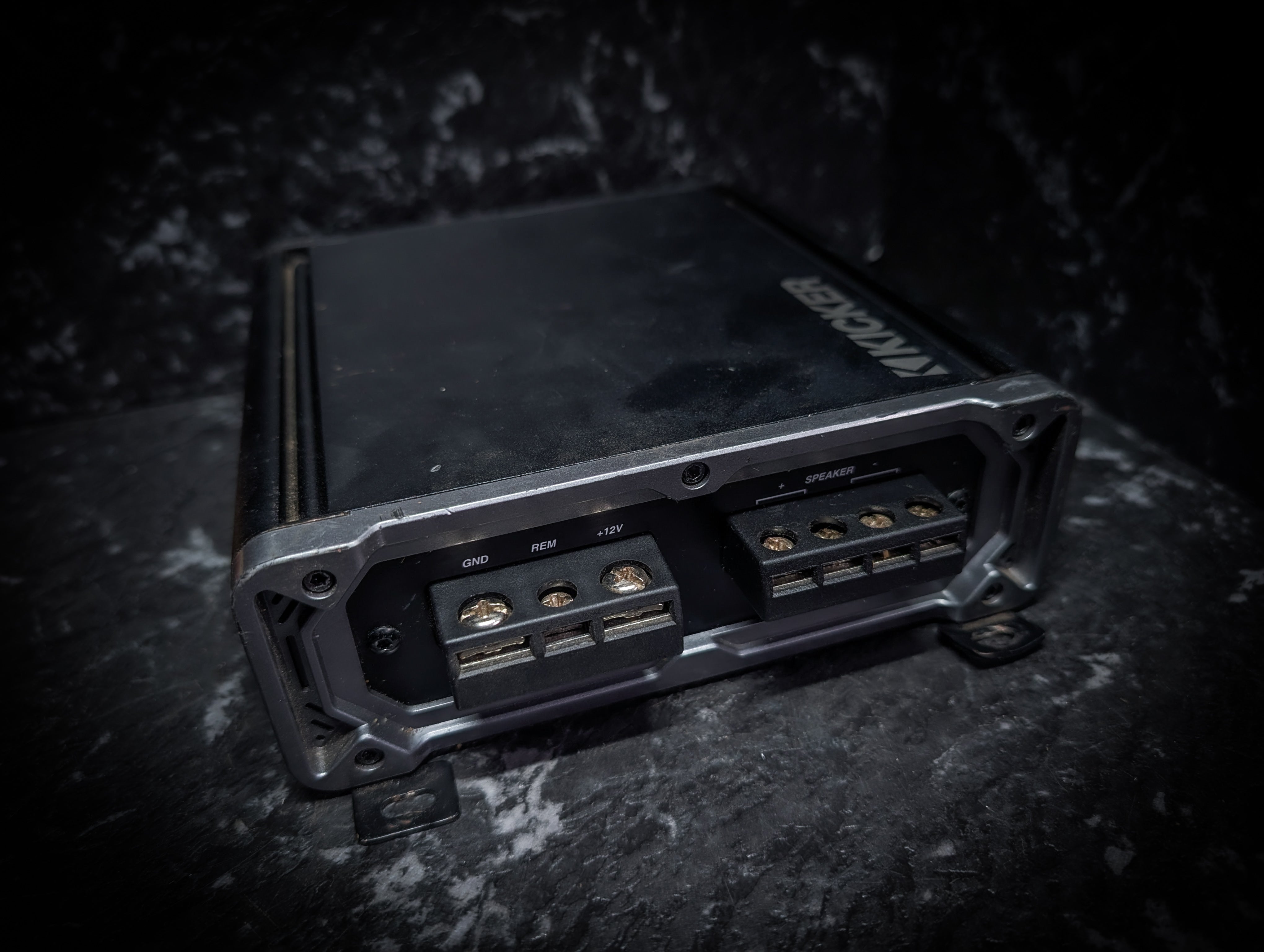 KICKER 400watt Rms Monoblock Channel Amplifier