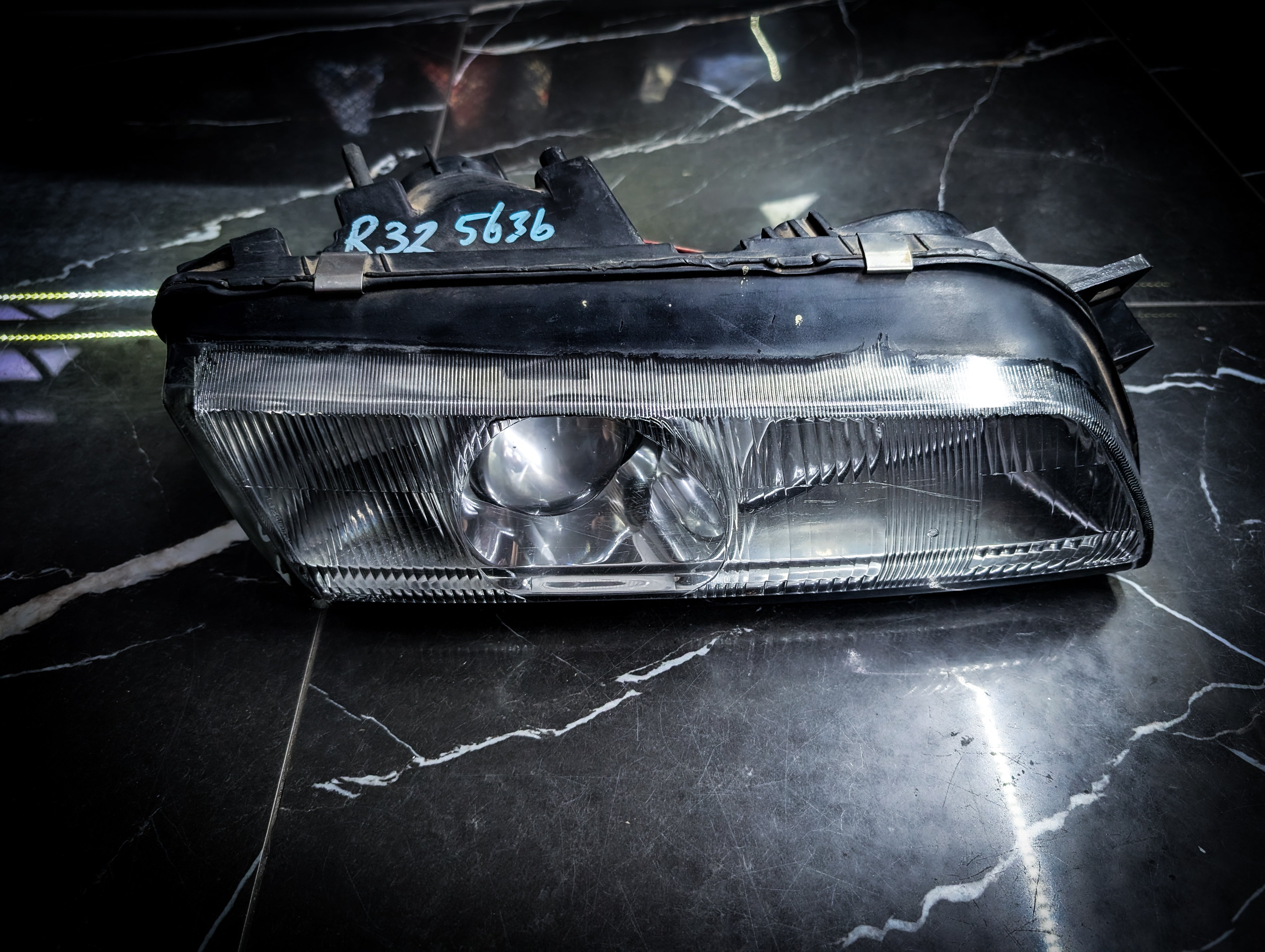 Nissan R32 Skyline Right Hand Side Headlight (Broken Tabs)