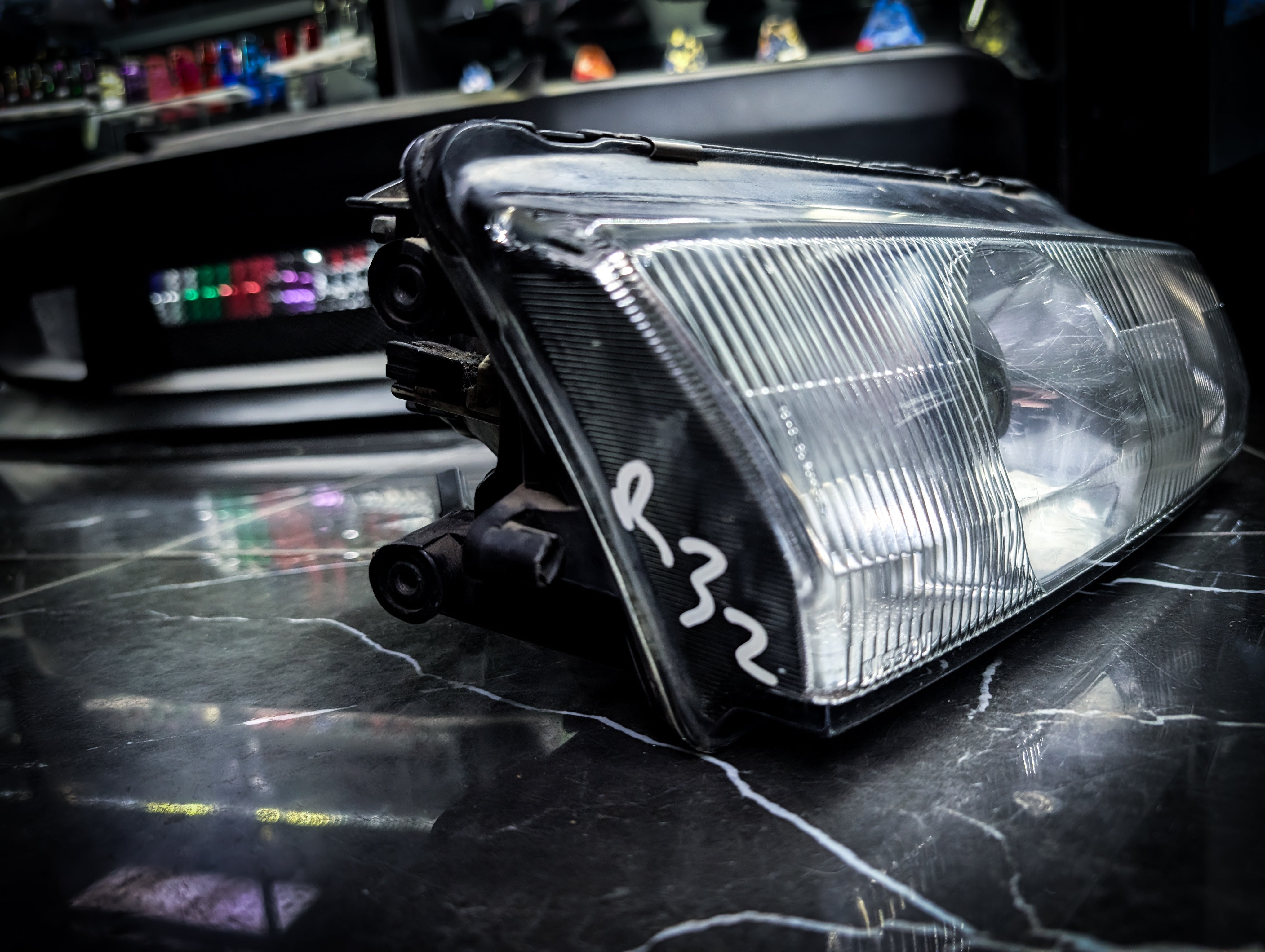 Nissan R32 Skyline Right Hand Side Headlight (Broken Tabs)