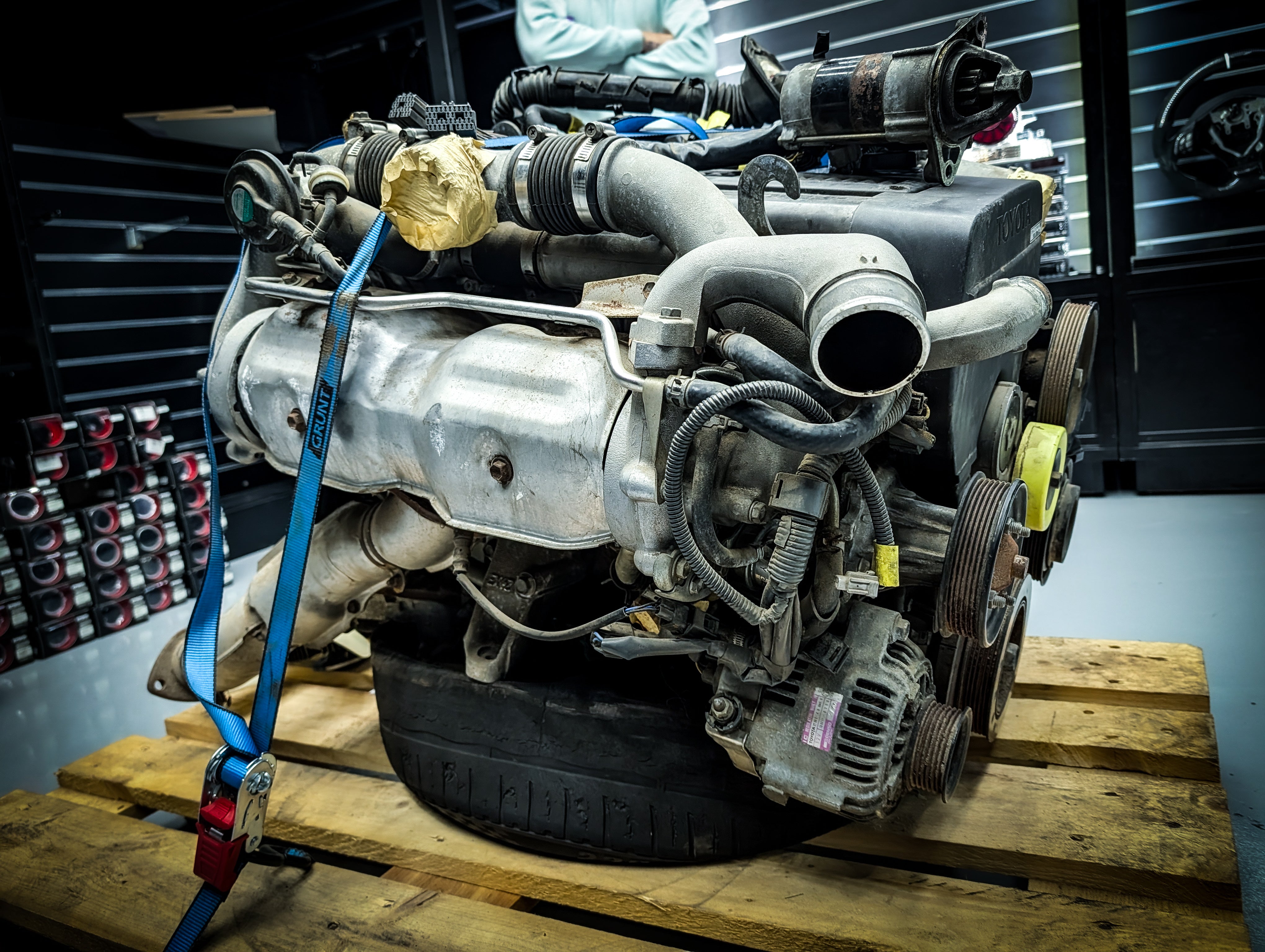 Toyota Soarer 1JZ non VVTI 2.5L Twin Turbo Motor + R32 GTR Gearbox Modified to Suit 1JZ