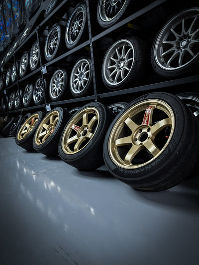 18" Volk Rays TE37 SL Gold Wheels x 4